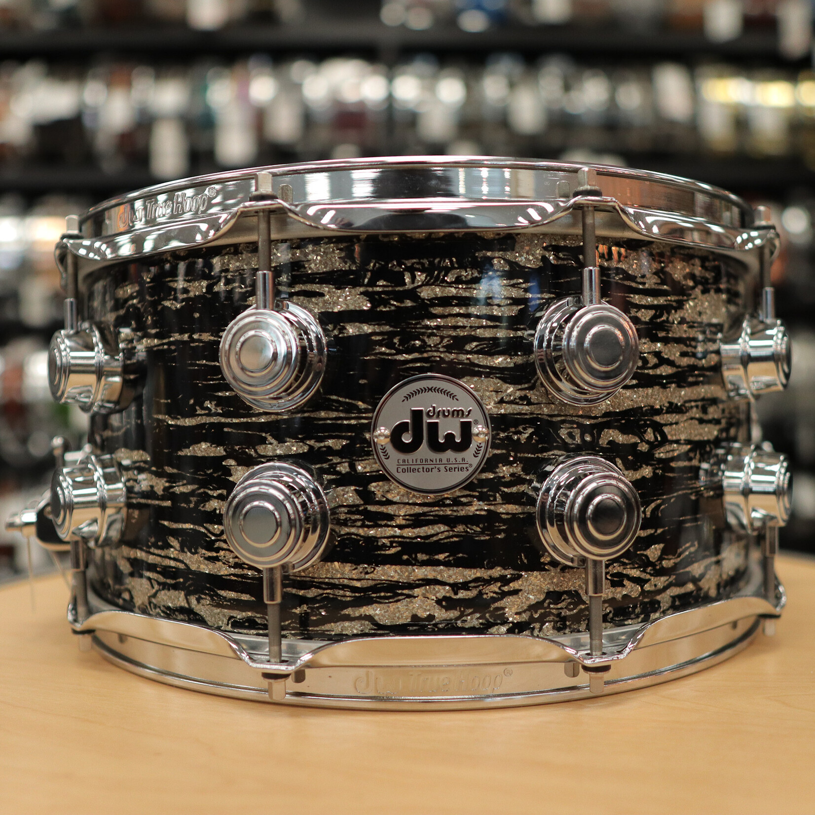 DW Like-New DW Collector's Series Maple/ Mahogany 7x14" Snare Drum (Black Oyster Glass)