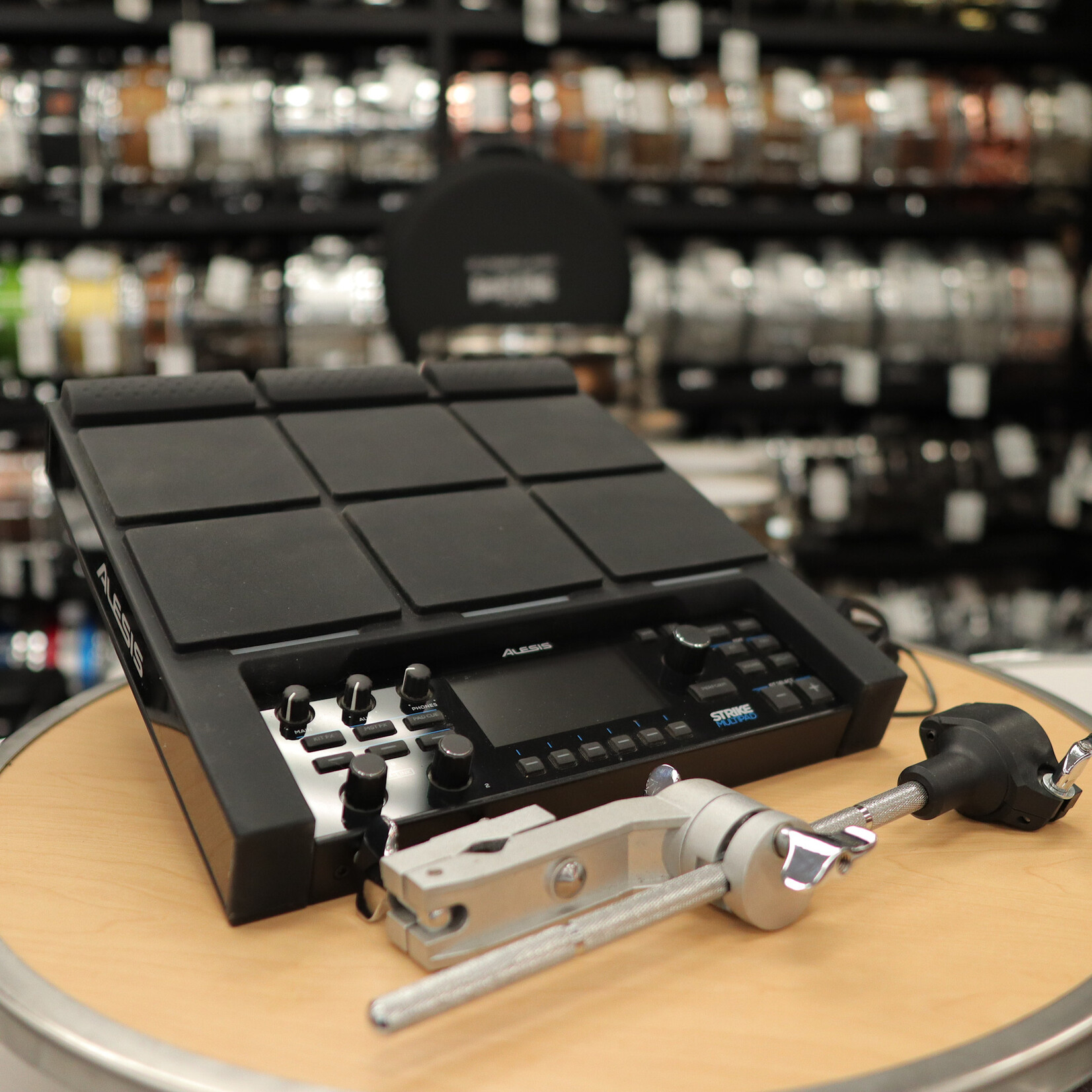 Alesis Pre-Owned Alesis Strike Multipad w/ Clamp Arm