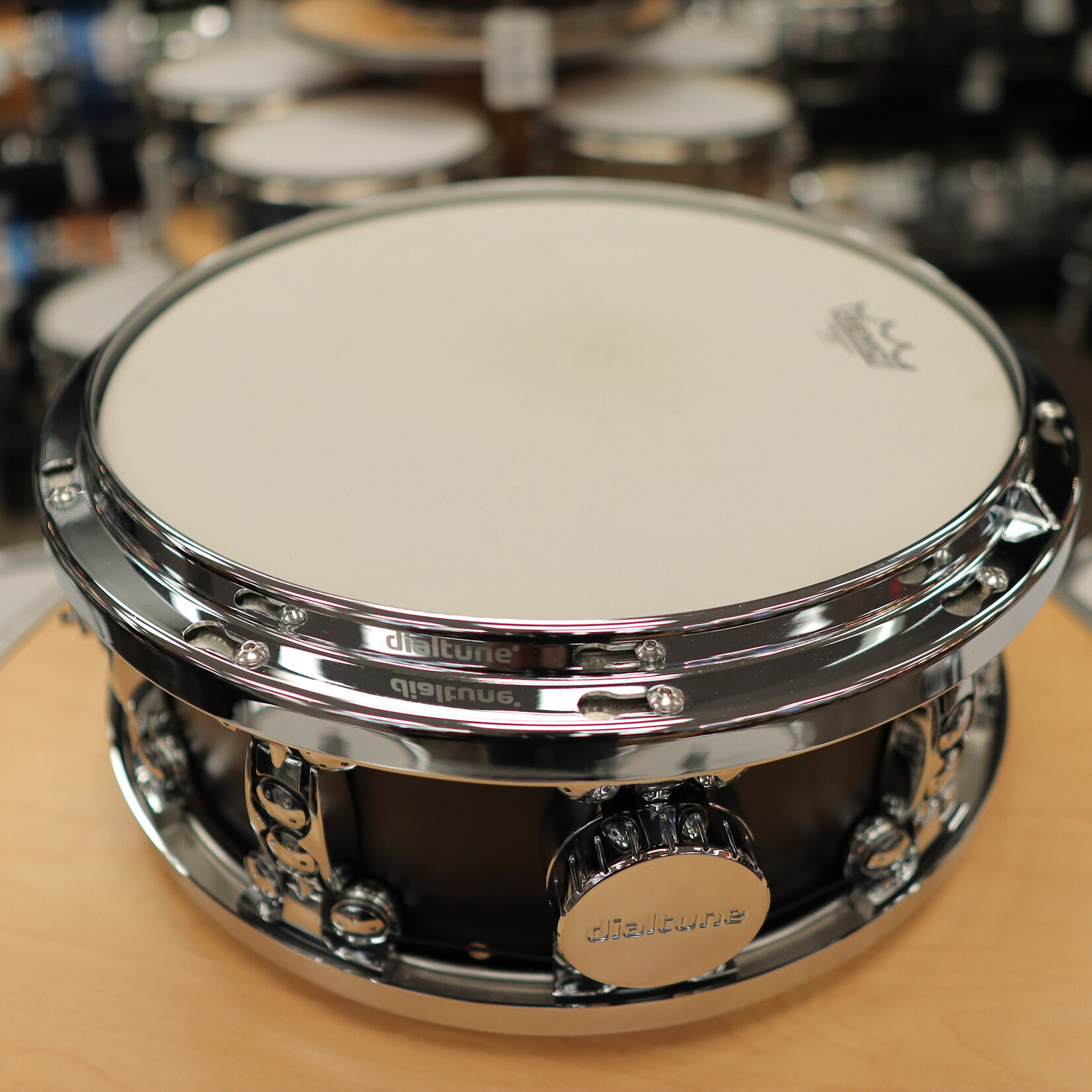 Dialtune Pre-Owned Dialtune Maple 6.5x14" Snare Drum (Espresso Stain)