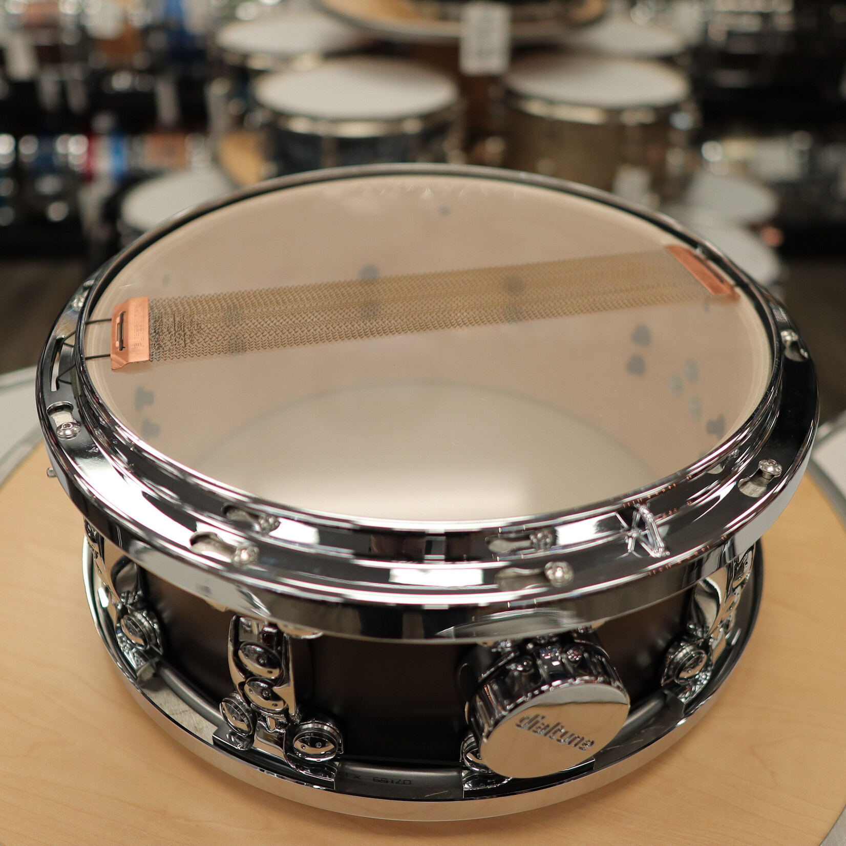 Dialtune Pre-Owned Dialtune Maple 6.5x14" Snare Drum (Espresso Stain)