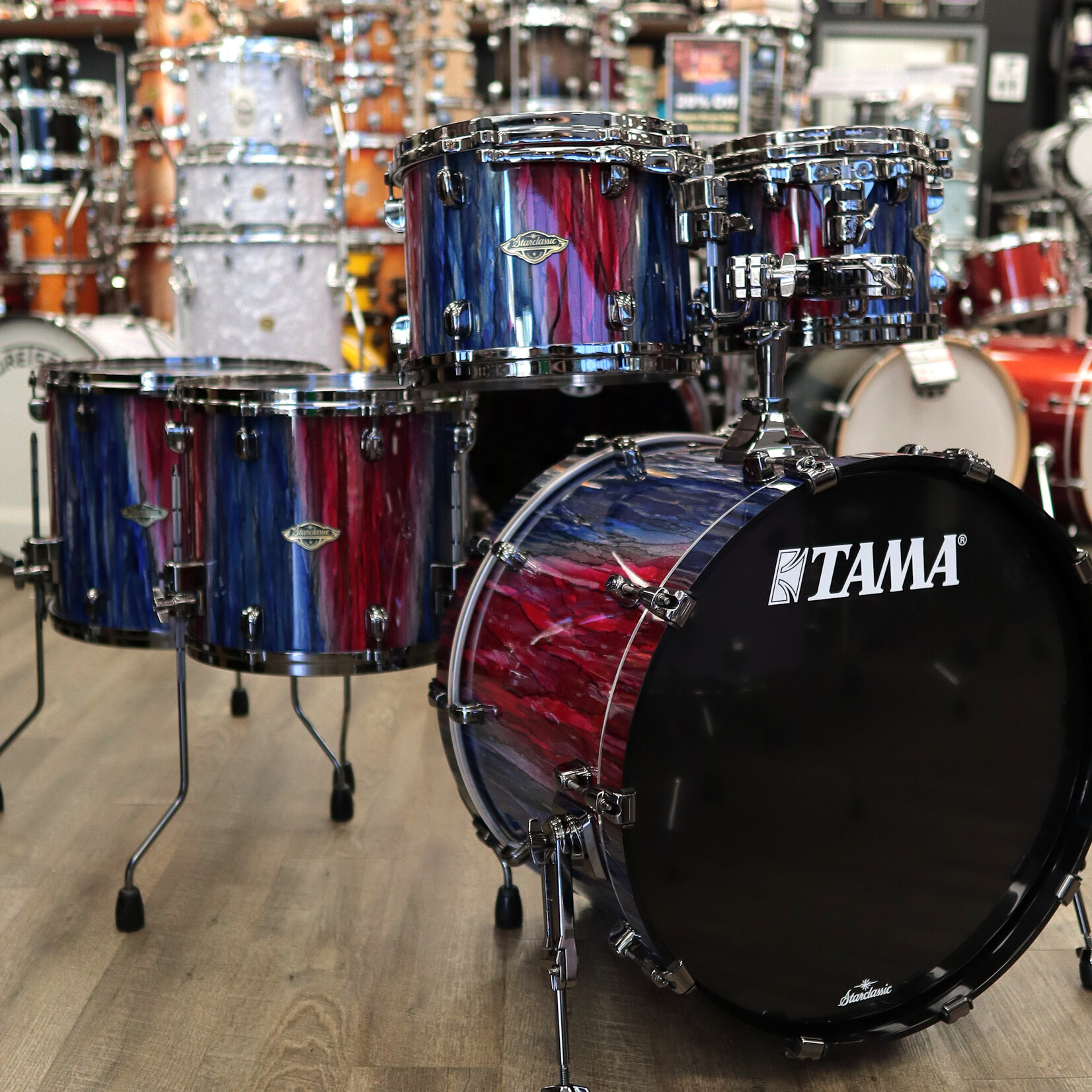 Tama Tama Starclassic Walnut/Birch 5-piece Shell Pack 10/12/14/16/22 (Crimson Saphire Cascade w/ Black Nickel Hardware)