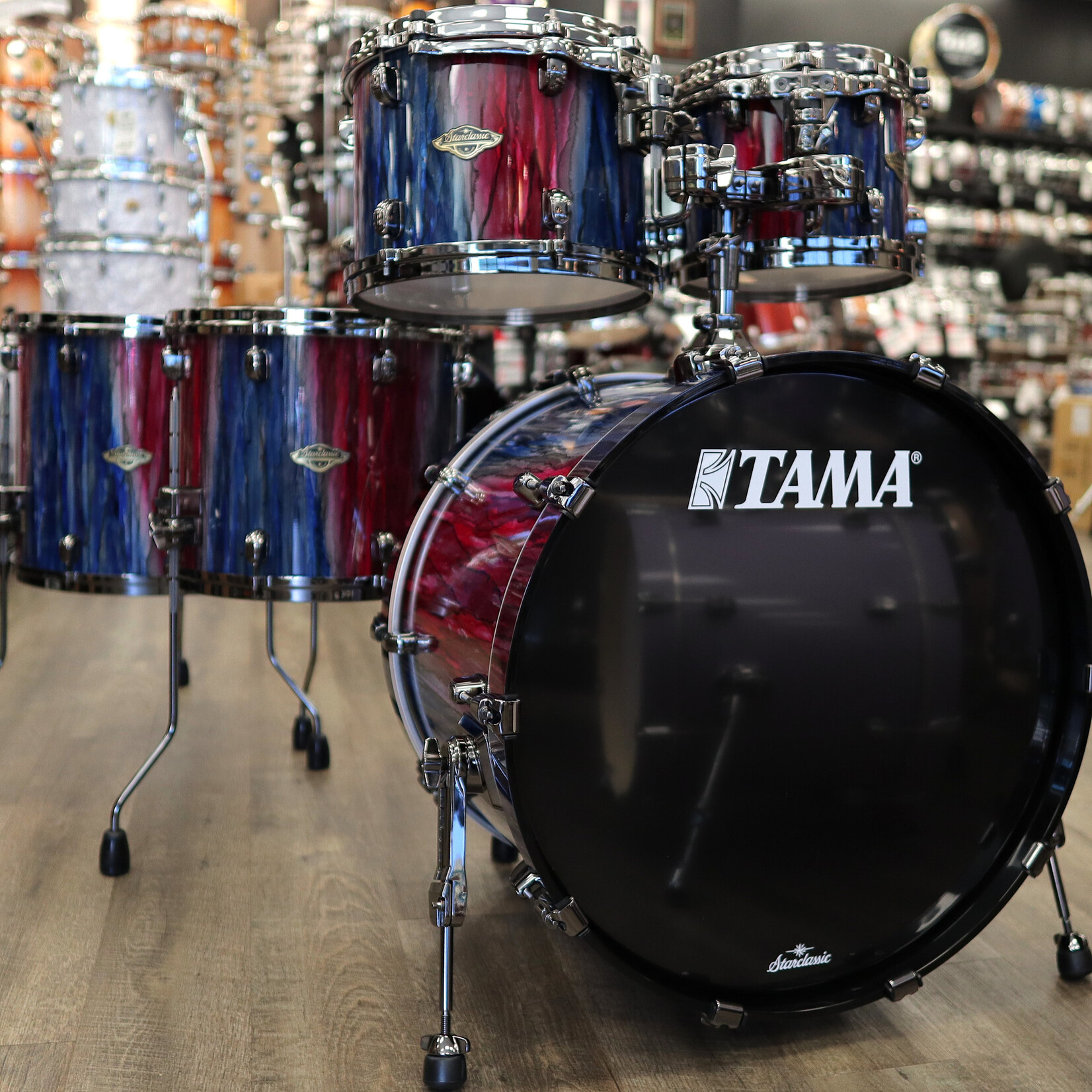 Tama Tama Starclassic Walnut/Birch 5-piece Shell Pack 10/12/14/16/22 (Crimson Saphire Cascade w/ Black Nickel Hardware)