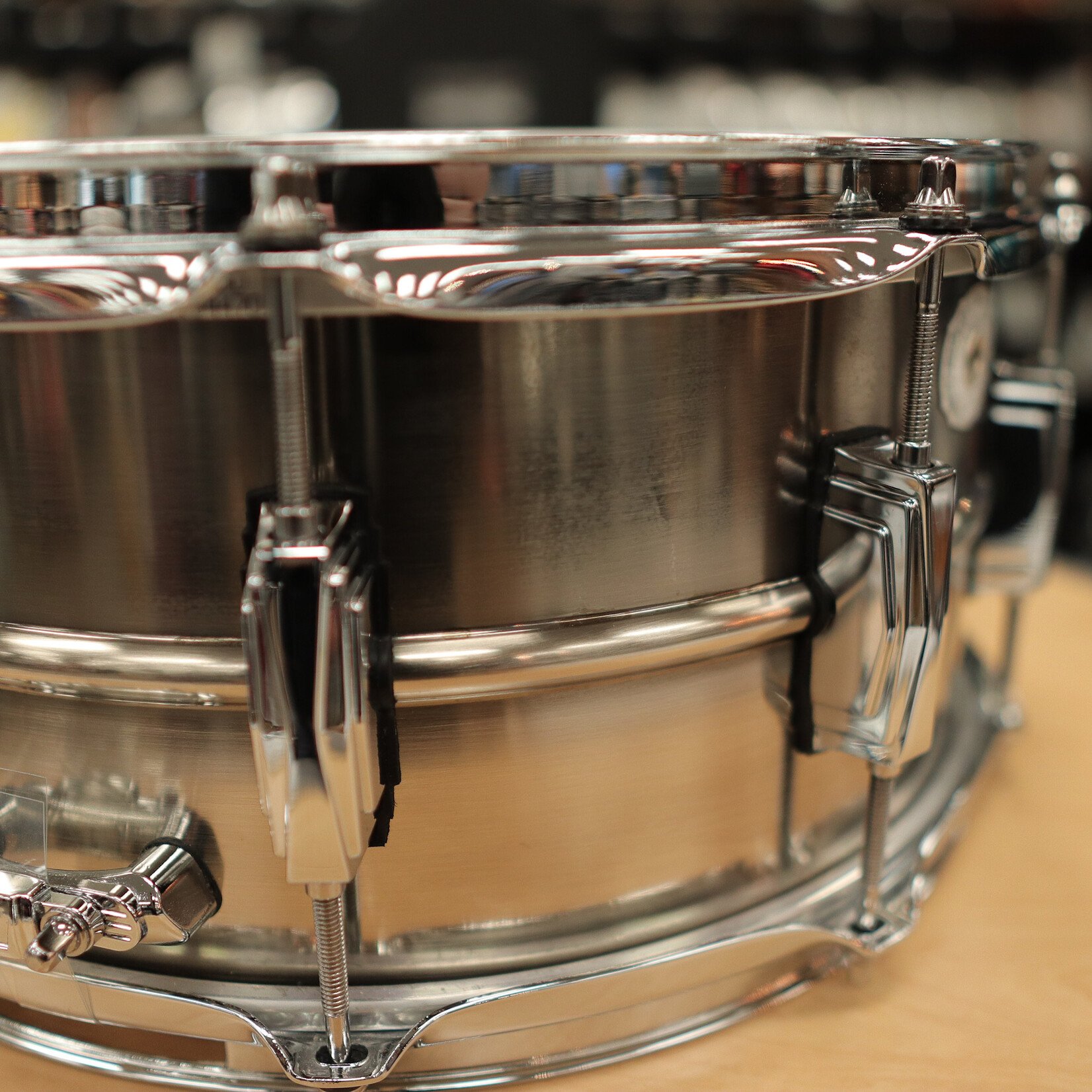 Ludwig Pre-Owned Ludwig Limited Edition 6.5x14" Pewter Copperphonic Snare Drum LC665