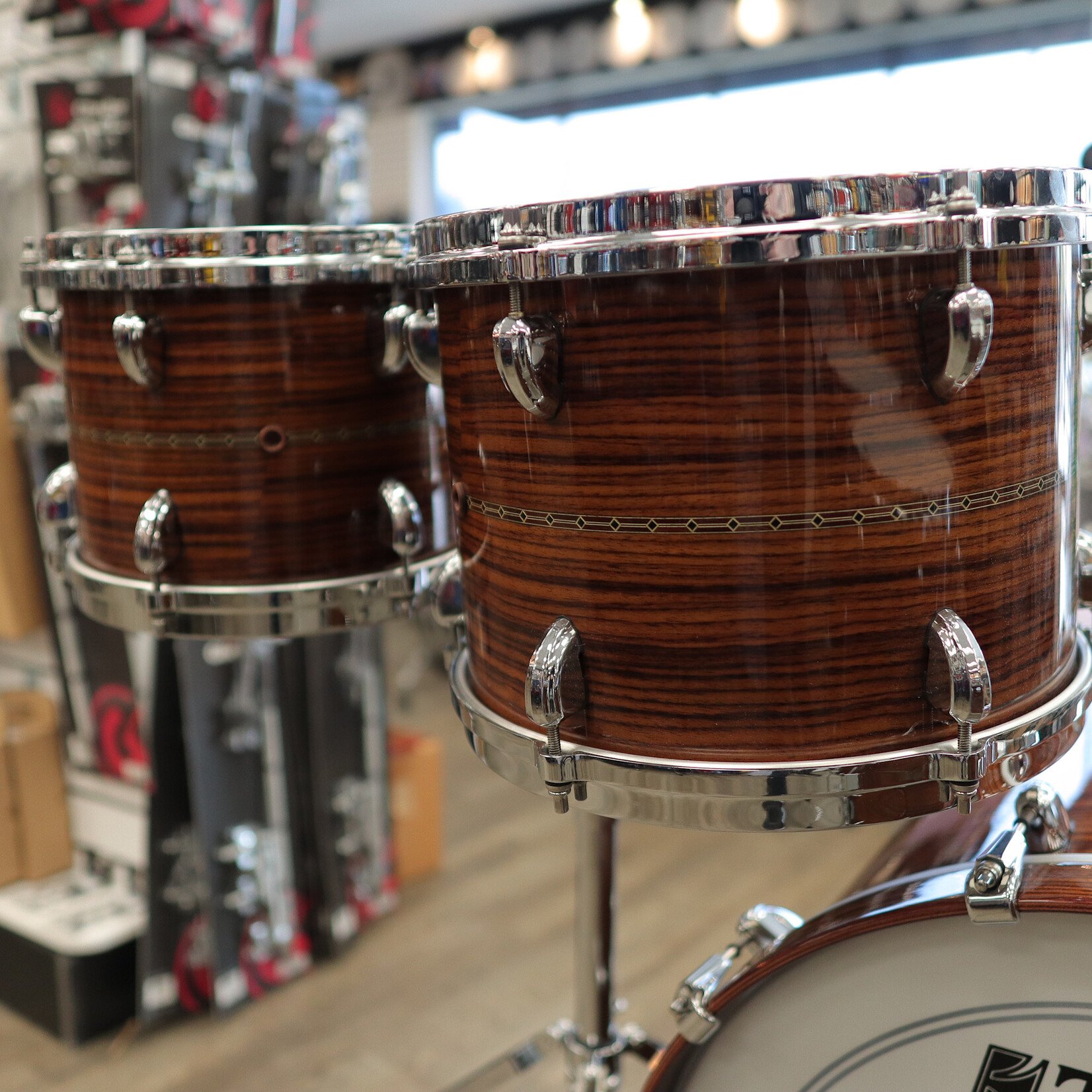 Tama Like New Tama Star Bubinga 5-Pc Shell Pack 10/12/14/16/22 (Limited Edition Natural Rosewood)
