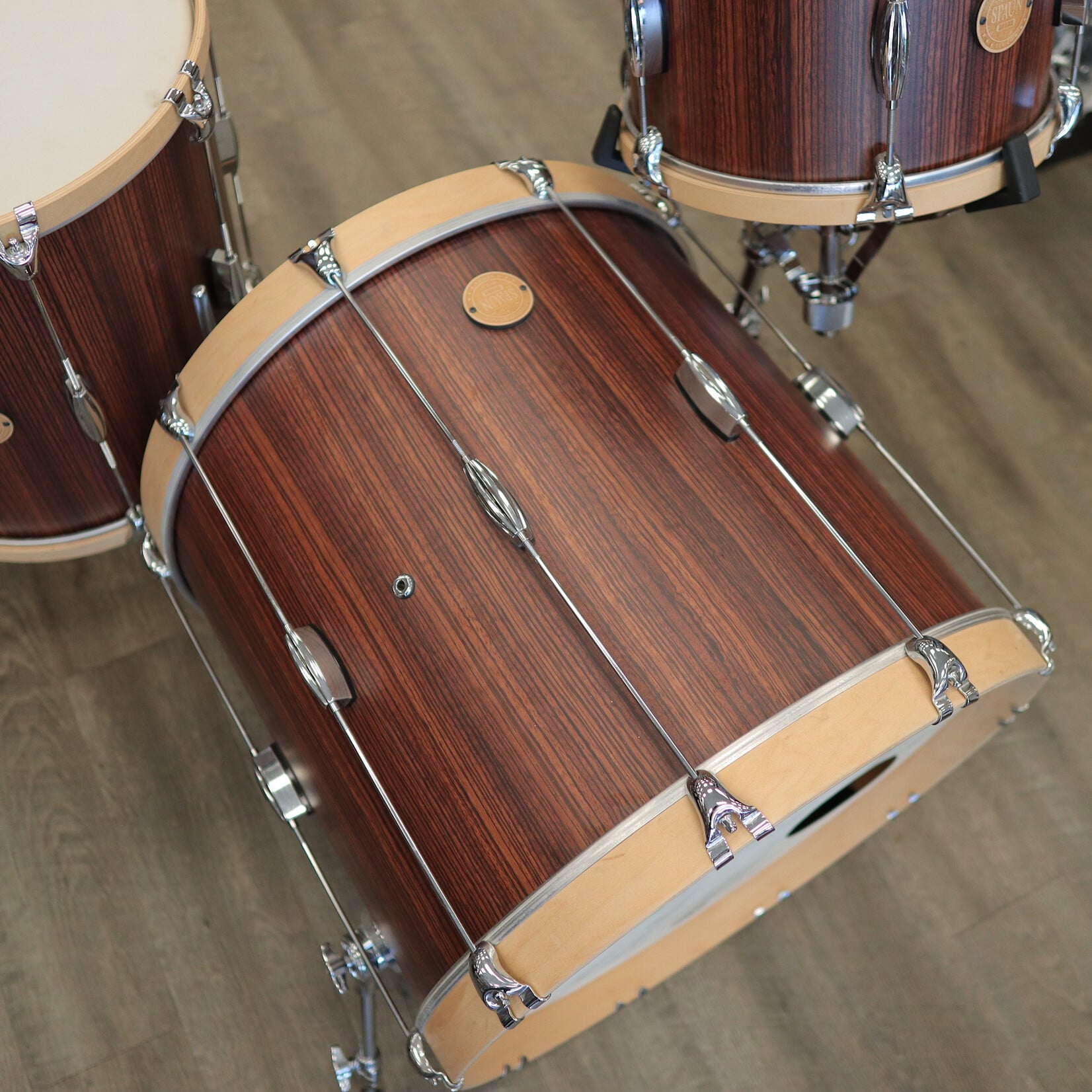 Spaun Used Spaun Revolutionary 4-Piece Maple Shell Pack 13/16/18/22 (Vertical Caramel Zebrawood)