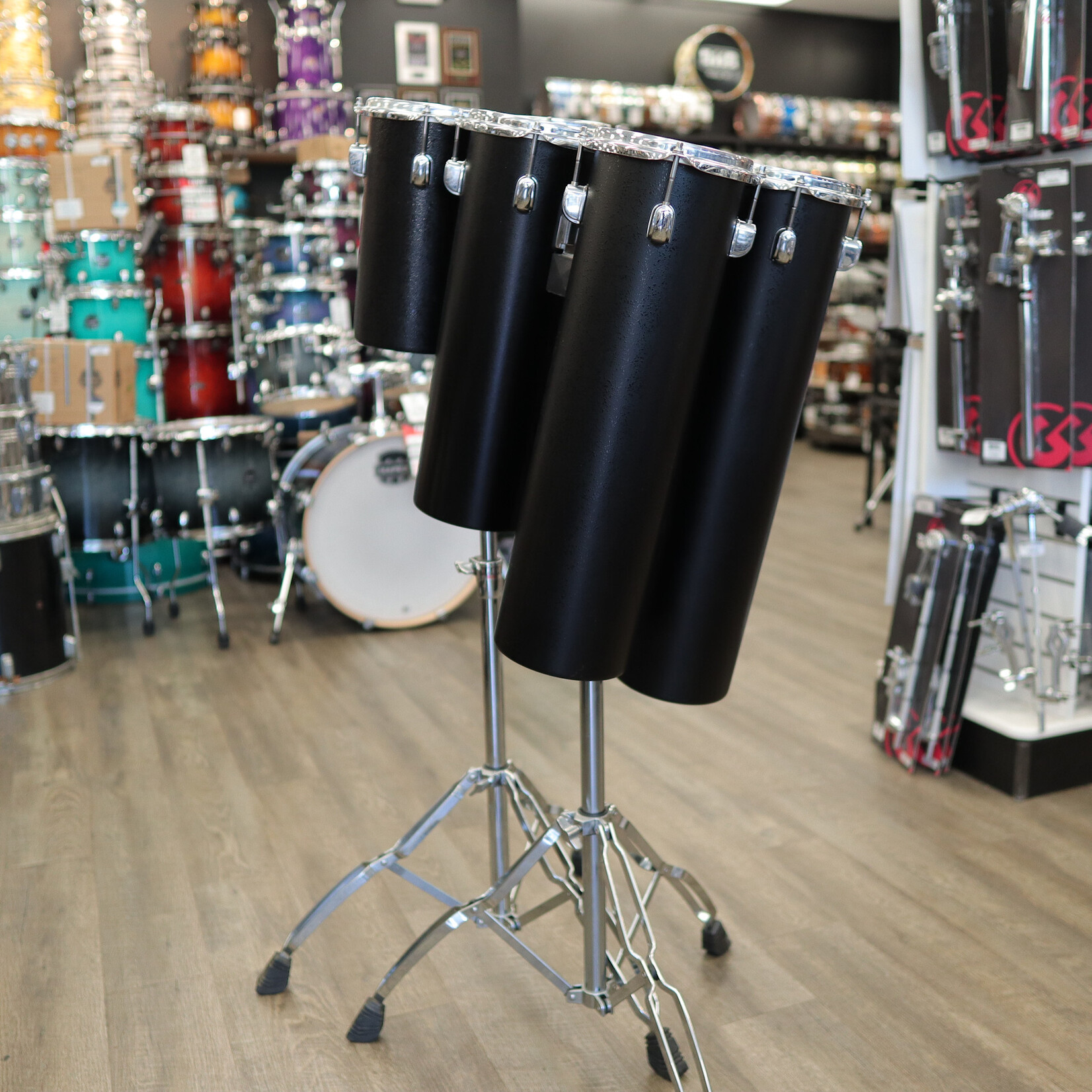 Tama Pre-Owned Tama Octobans 6-Piece (4pc Low-Pitch Set & 2pc High-Pitch Set) w/ Stands