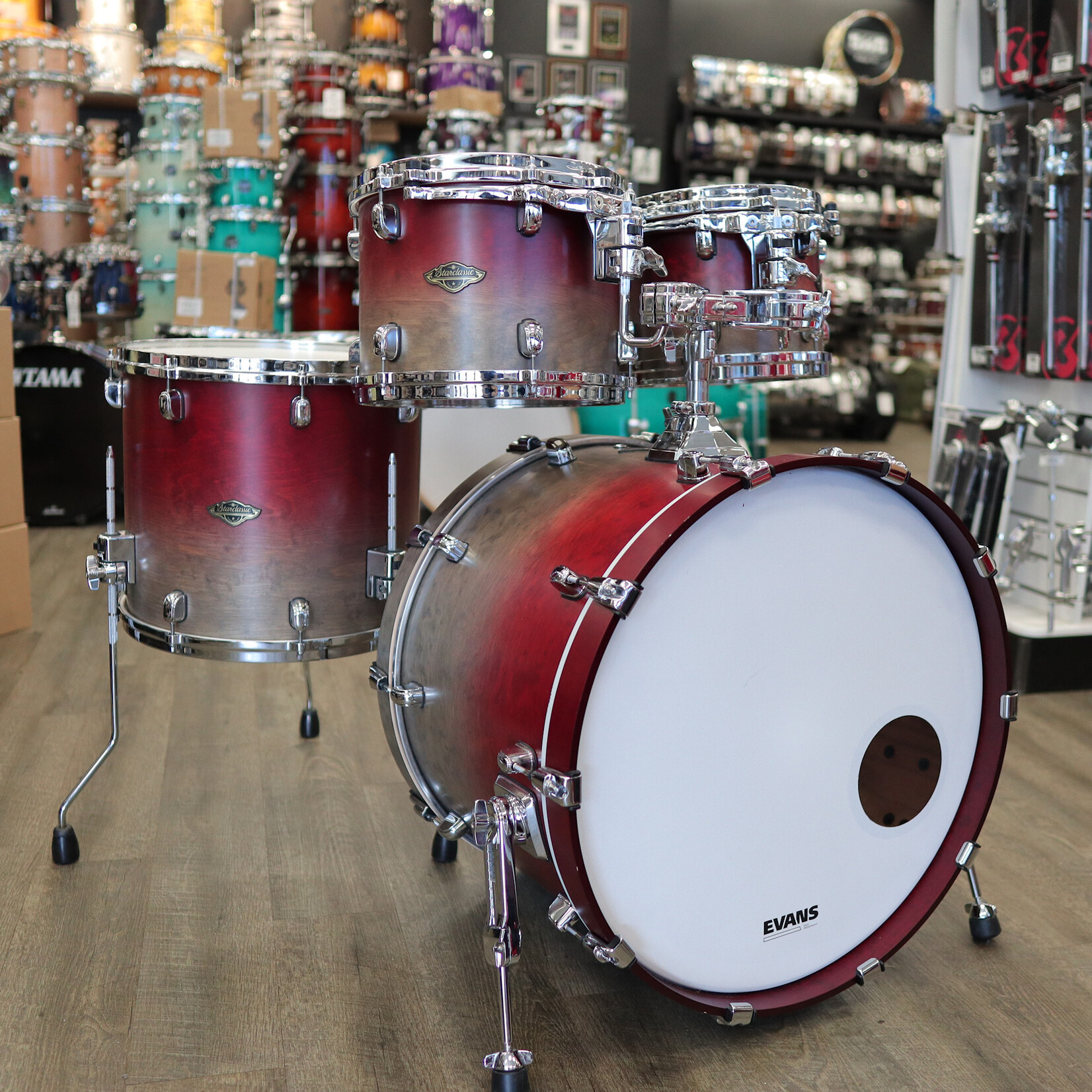 Tama Pre-Owned Tama Starclassic Walnut/ Birch 4-Piece Shell Pack 10/12/16/22 (Satin Burgundy Fade)