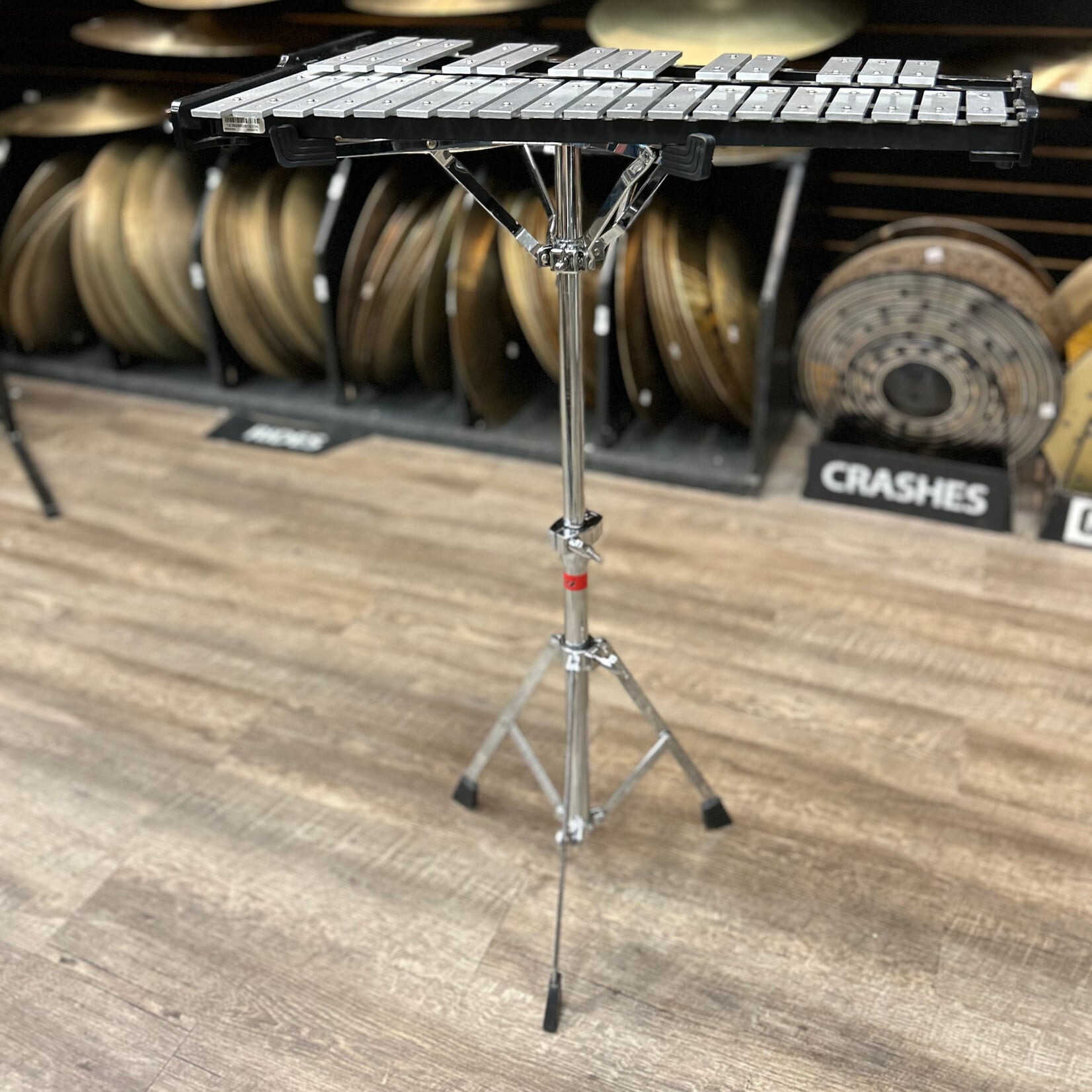 Ludwig Used Ludwig Student Bell Kit w/Bag, Stand, Mallets, And Practice Pad