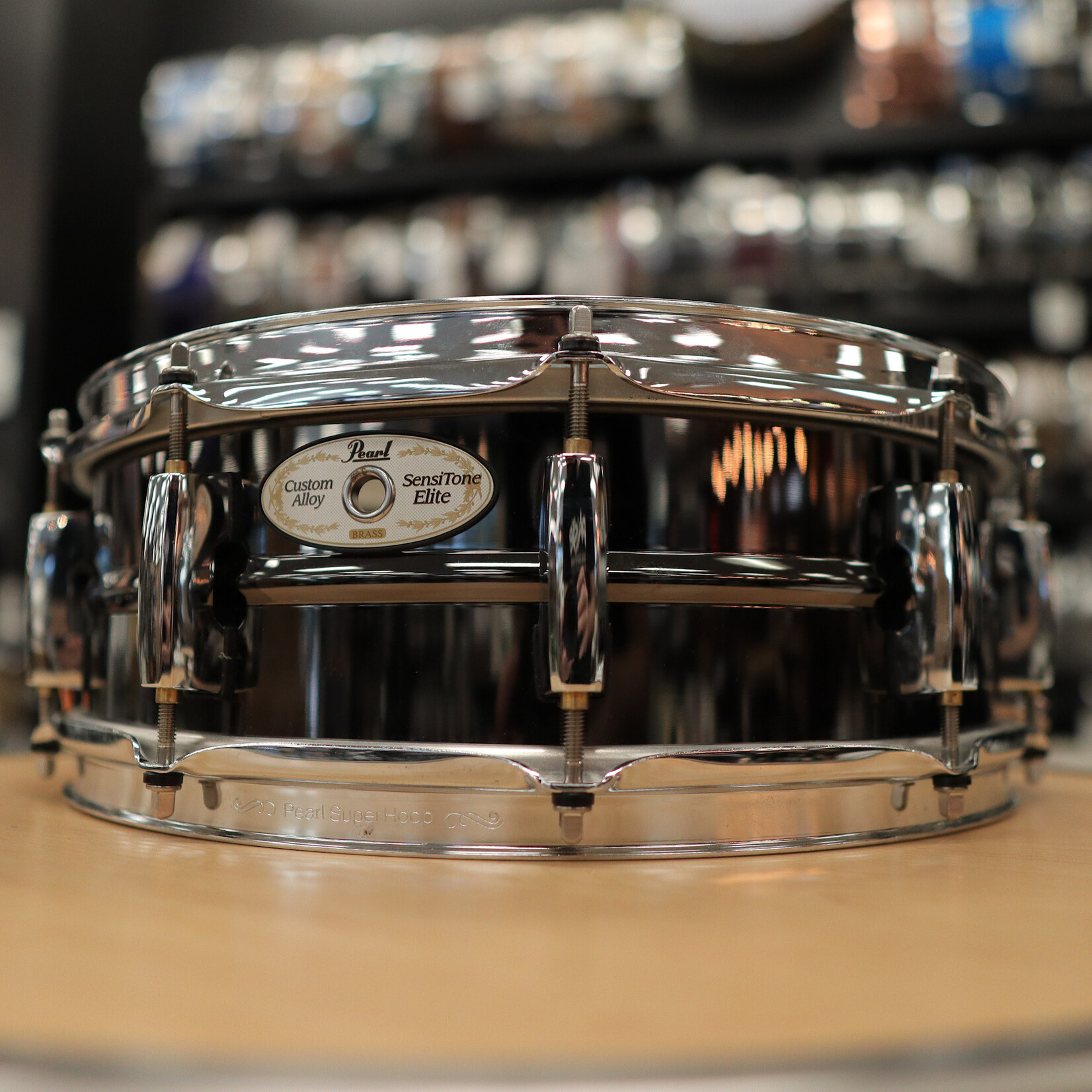 Pearl Pre-Owned Pearl 5x14" Sensitone Elite Brass Snare Drum (Black Nickel over Brass)