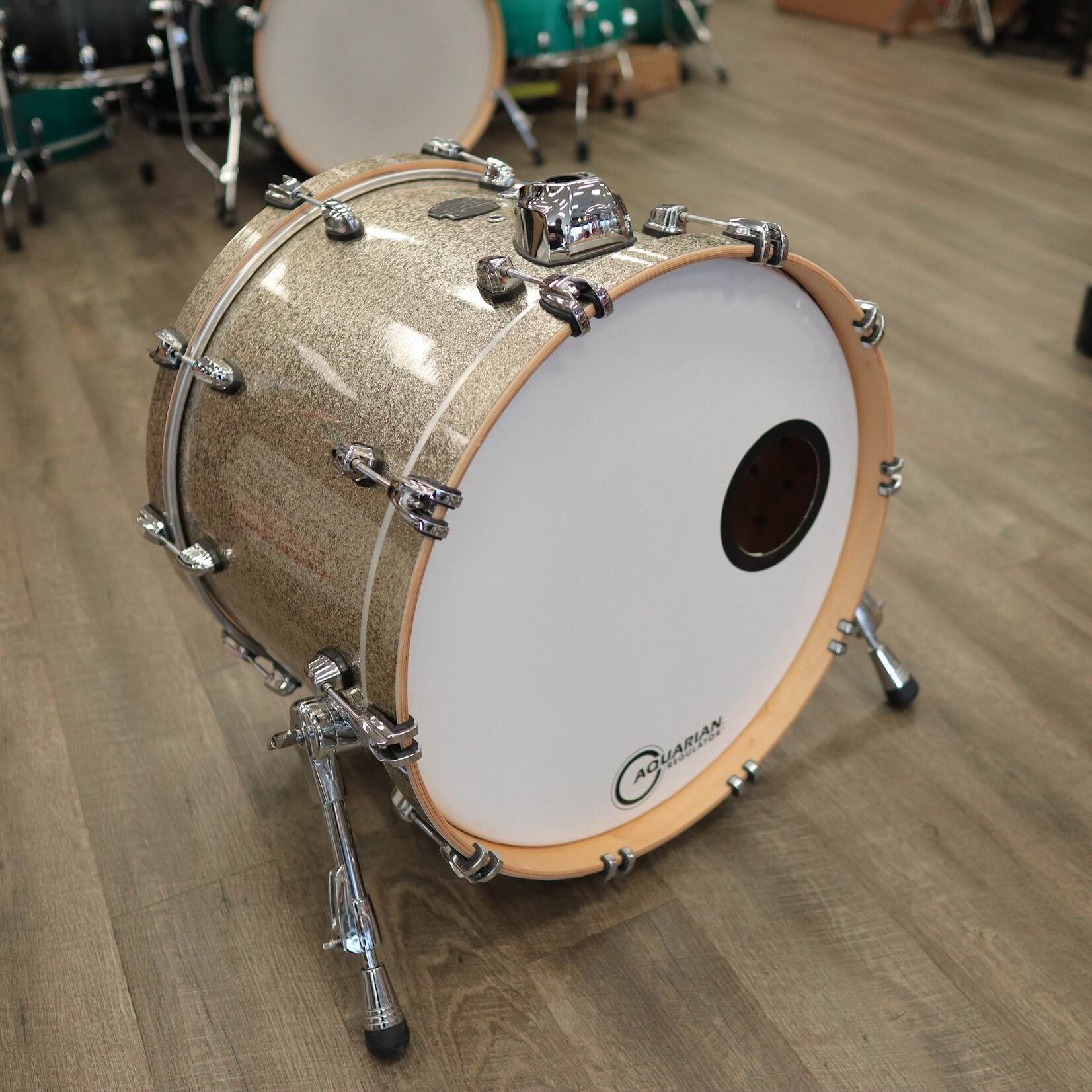 Mapex Pre-Owned Mapex Saturn V Tour Edition 14x20" Bass Drum (Vintage Sparkle)