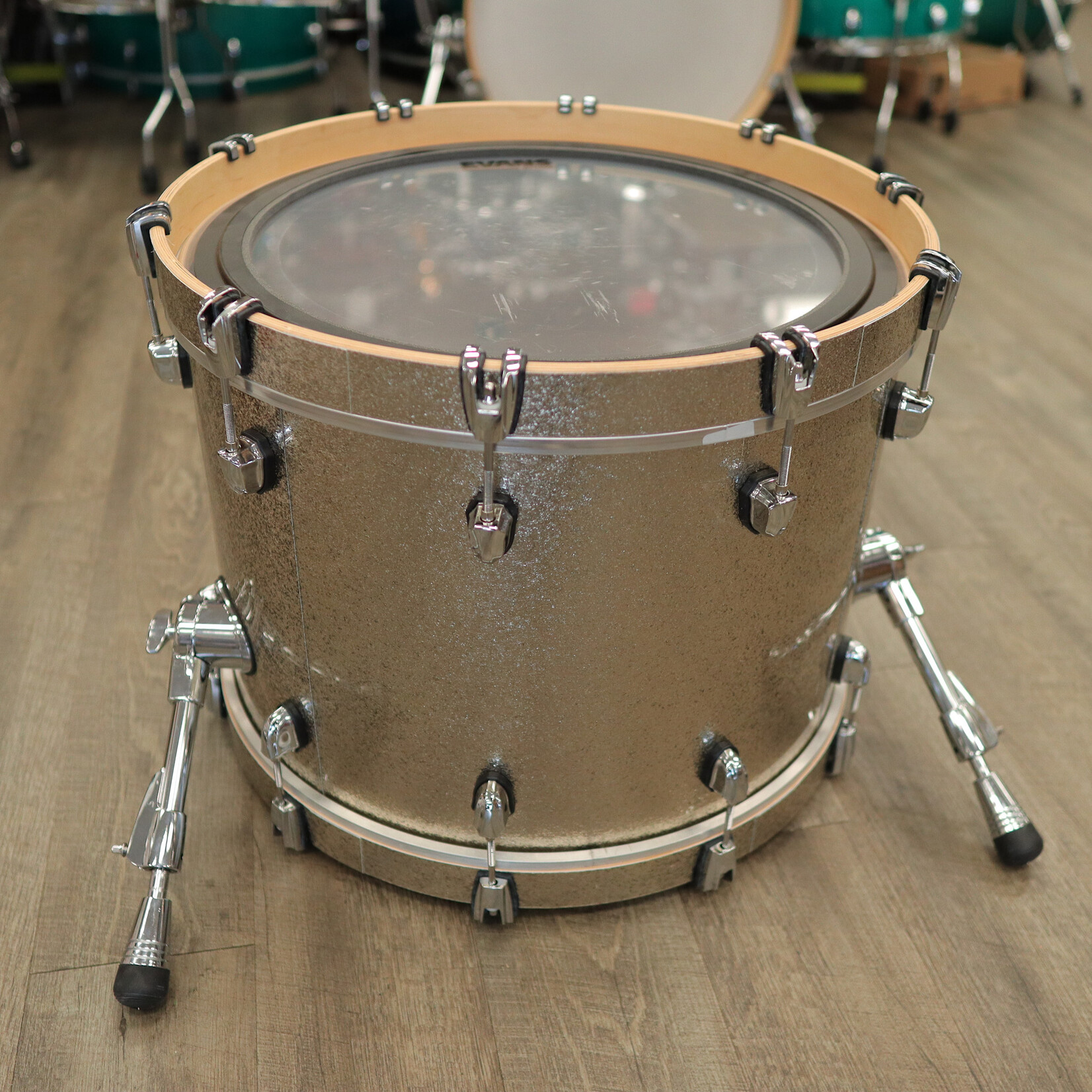 Mapex Pre-Owned Mapex Saturn V Tour Edition 14x20" Bass Drum (Vintage Sparkle)