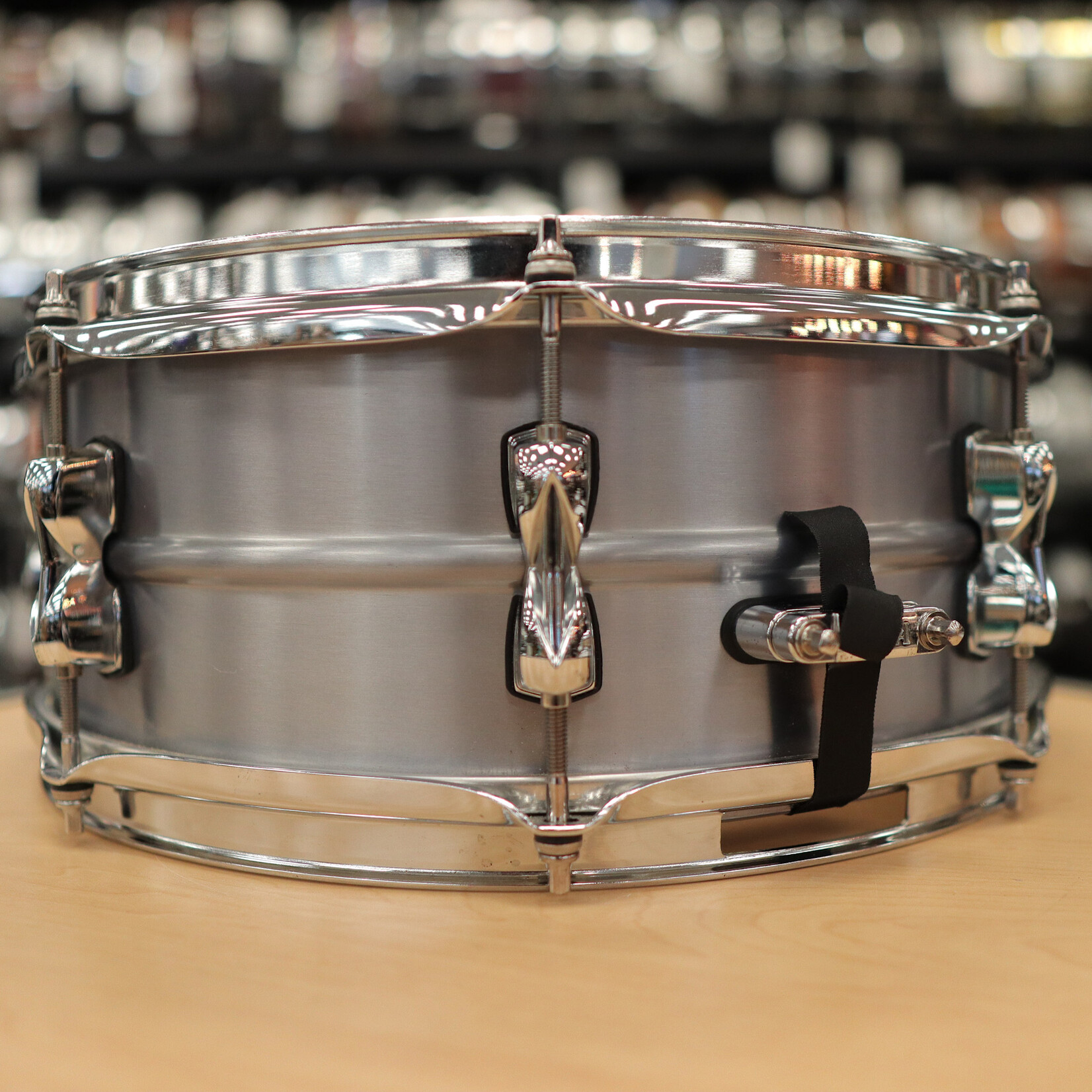Tama Pre-Owned Tama S.L.P. Classic Dry Aluminum 5.5x14" Snare Drum LAL1455