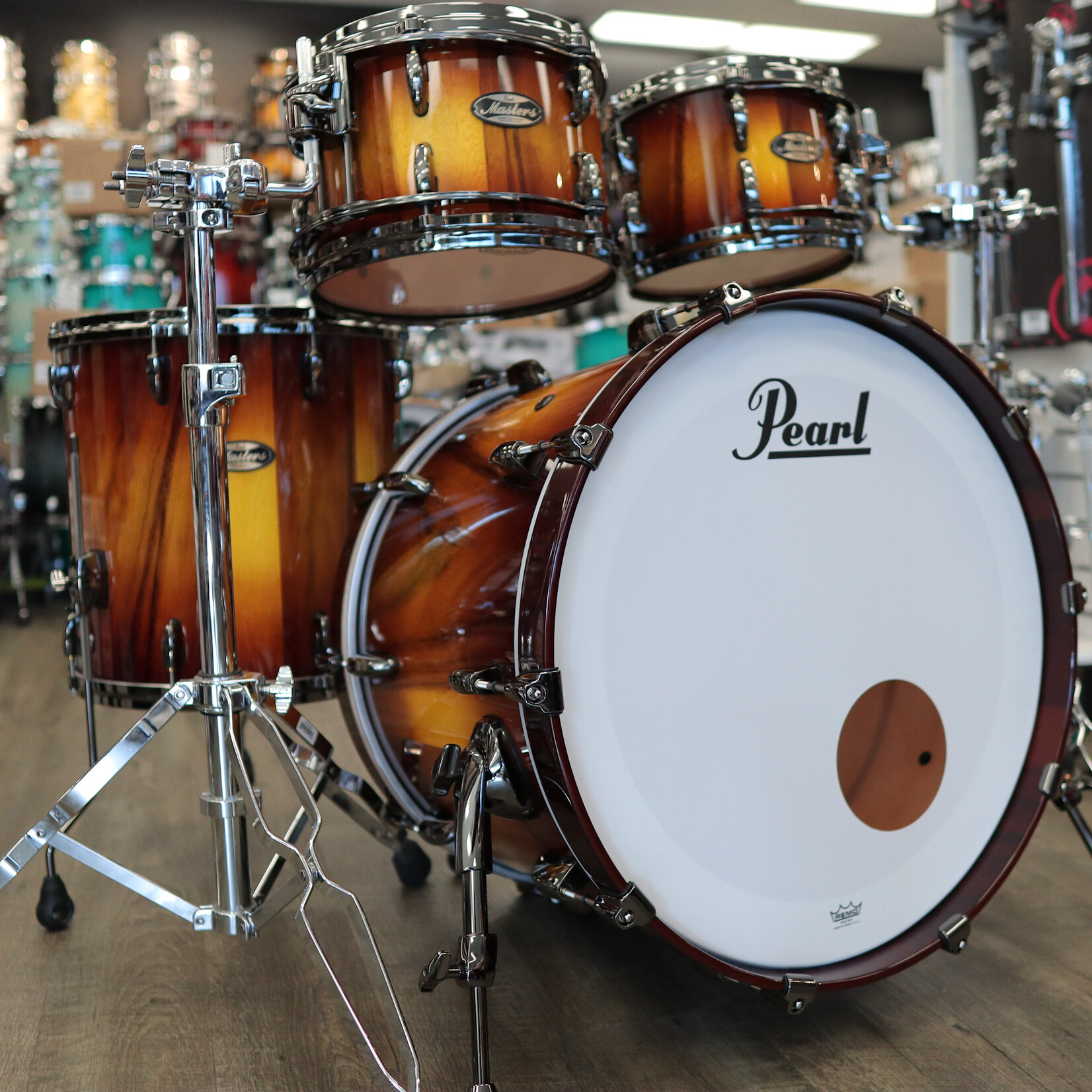 Pearl Pearl Limited Edition Masters Maple/Gum 4-Piece Shell Pack 10/12/16/22 (Gloss HoneyBurst over Brazilian Saman)