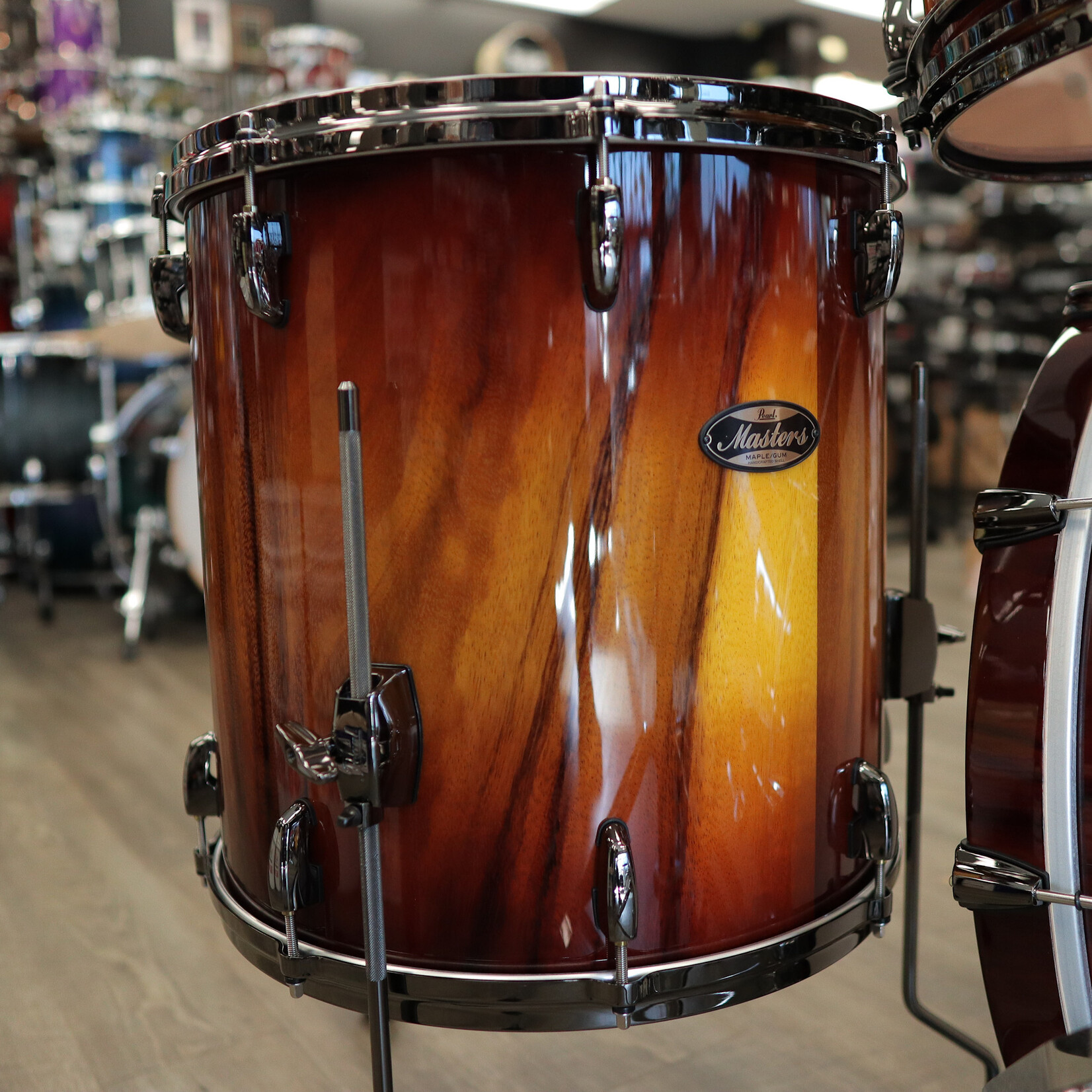 Pearl Pearl Limited Edition Masters Maple/Gum 4-Piece Shell Pack 10/12/16/22 (Gloss HoneyBurst over Brazilian Saman)