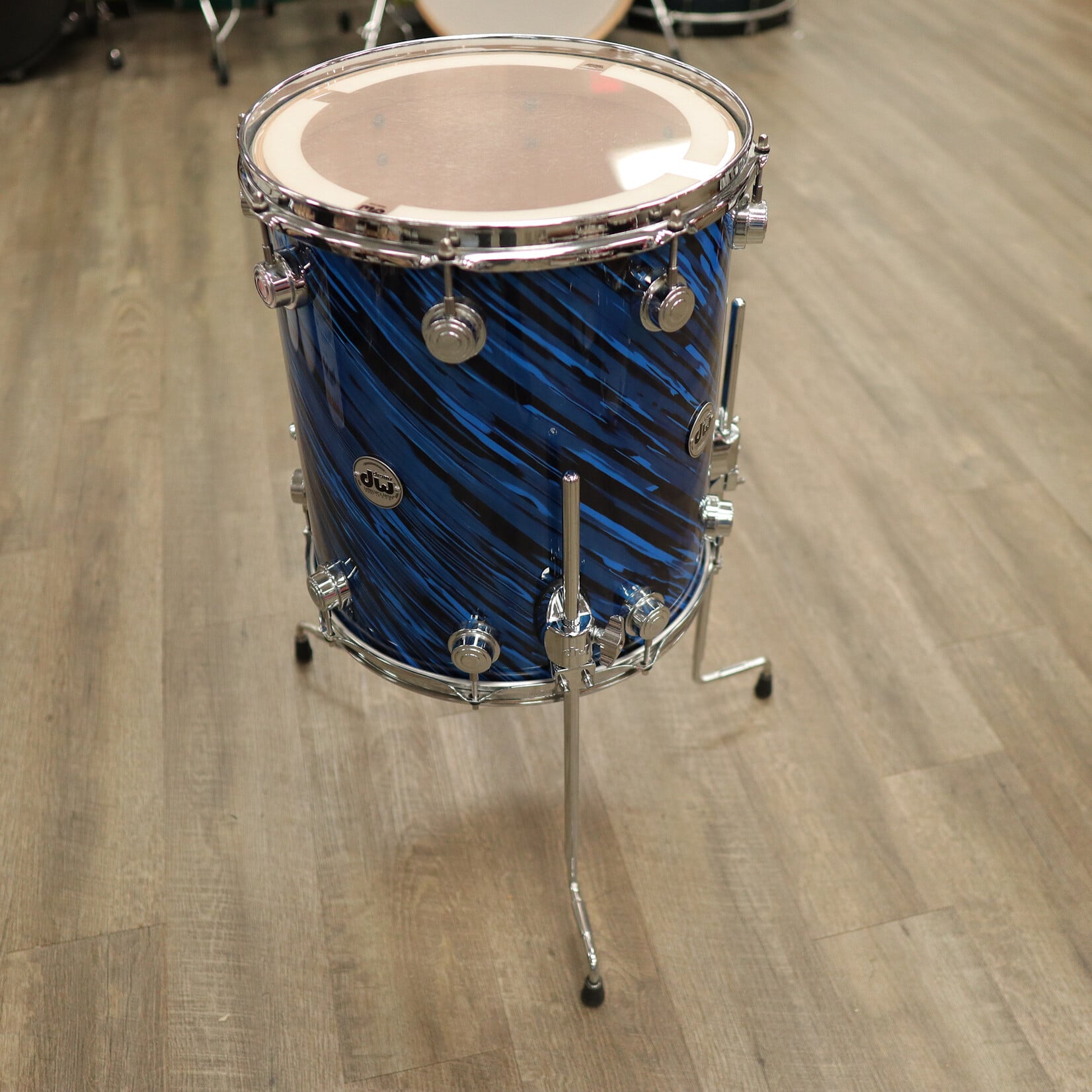 DW Pre-Owned DW Collector's Series Maple Standard 14" Floor Tom (Twisted Blue Oyster)