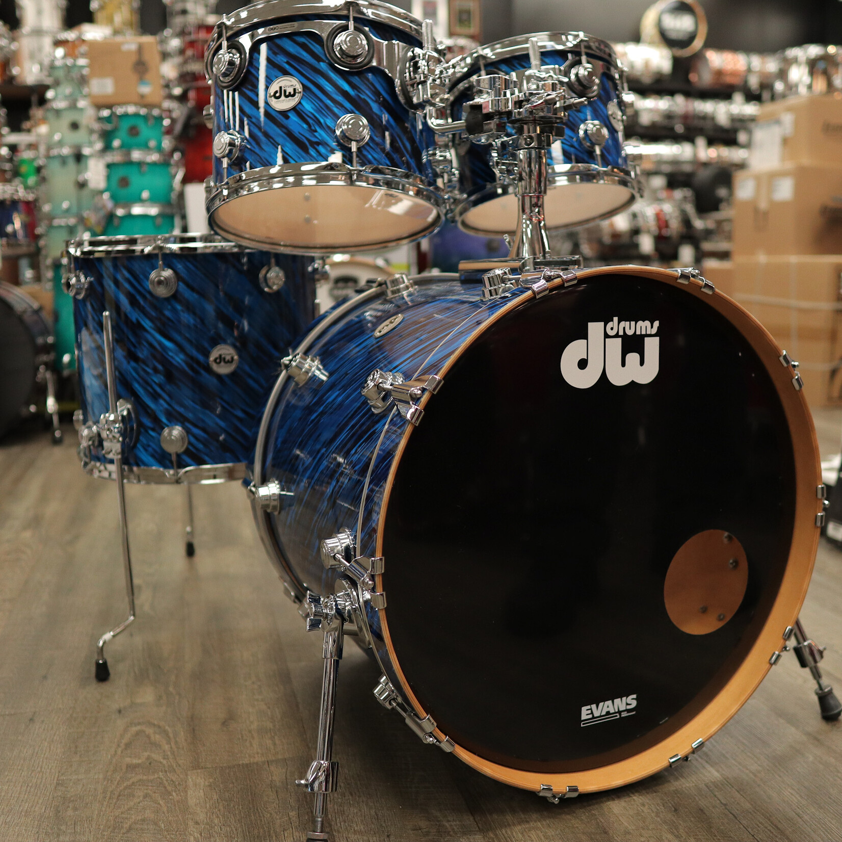 DW Pre-Owned DW Collector's Series 4-Piece Maple Shell Pack 10/12/16/22 (Twisted Blue Oyster)