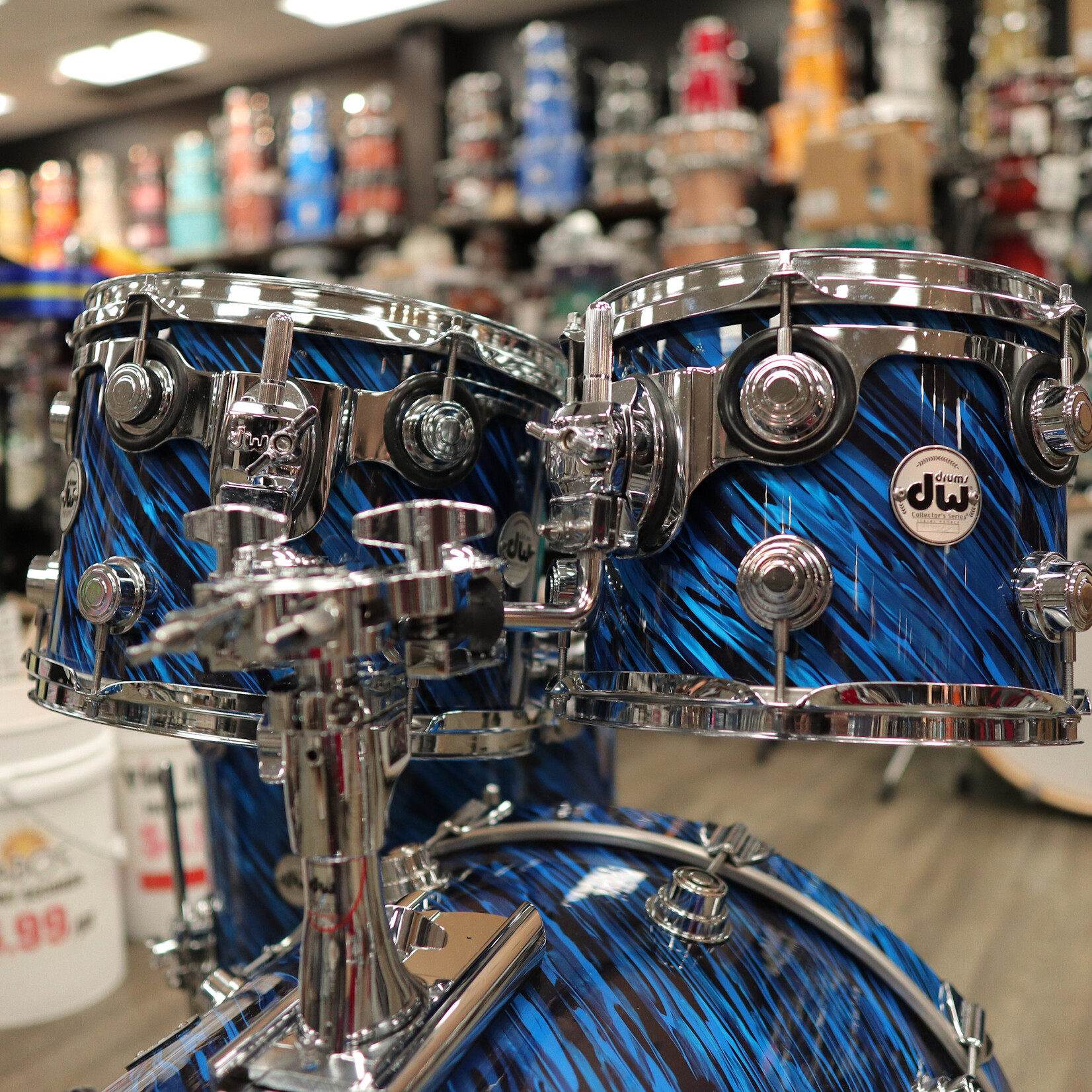 DW Pre-Owned DW Collector's Series 4-Piece Maple Shell Pack 10/12/16/22 (Twisted Blue Oyster)