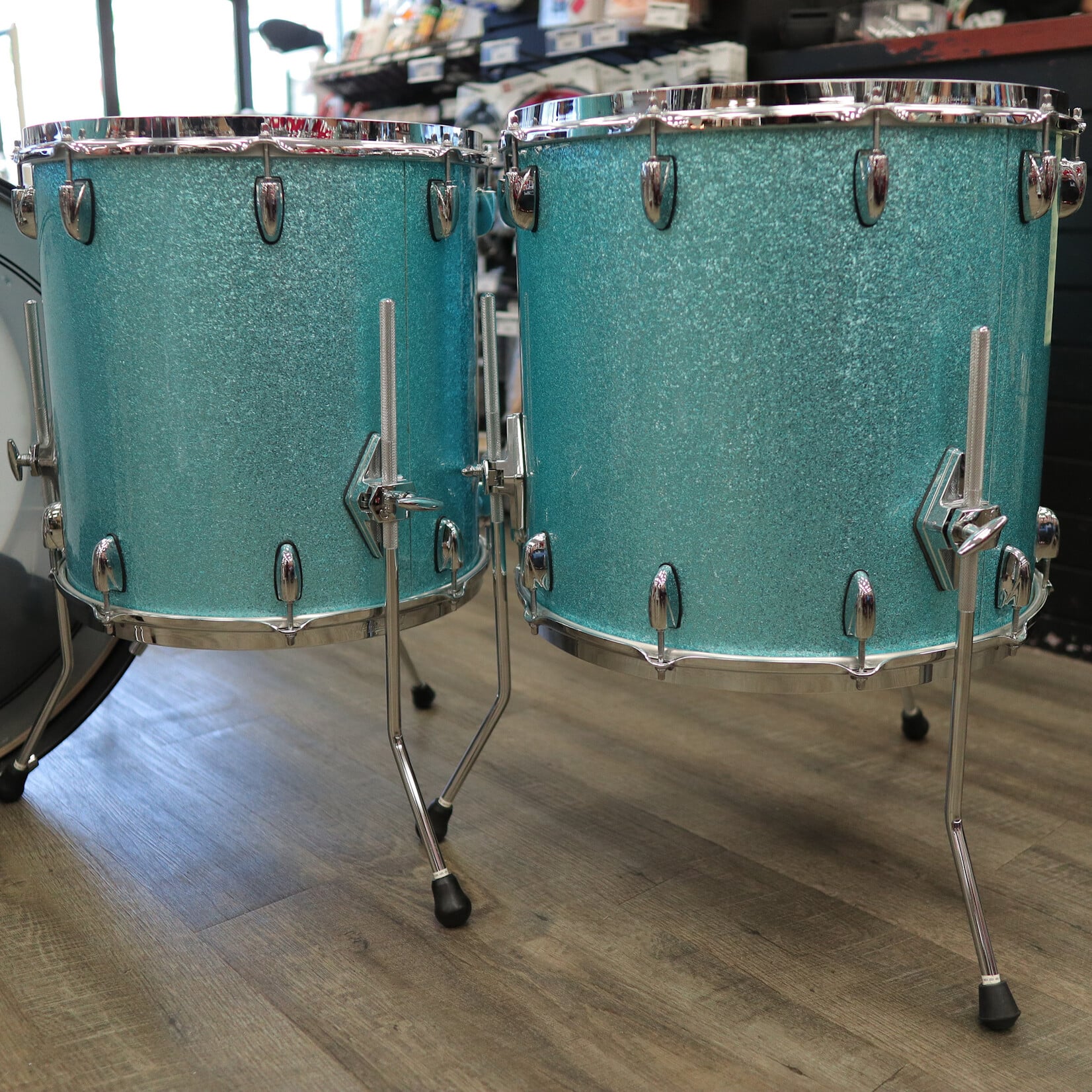 Gretsch Pre-Owned Gretsch Brooklyn 4-Piece Shell Pack 13/16/18/26 (Turquoise Sparkle)