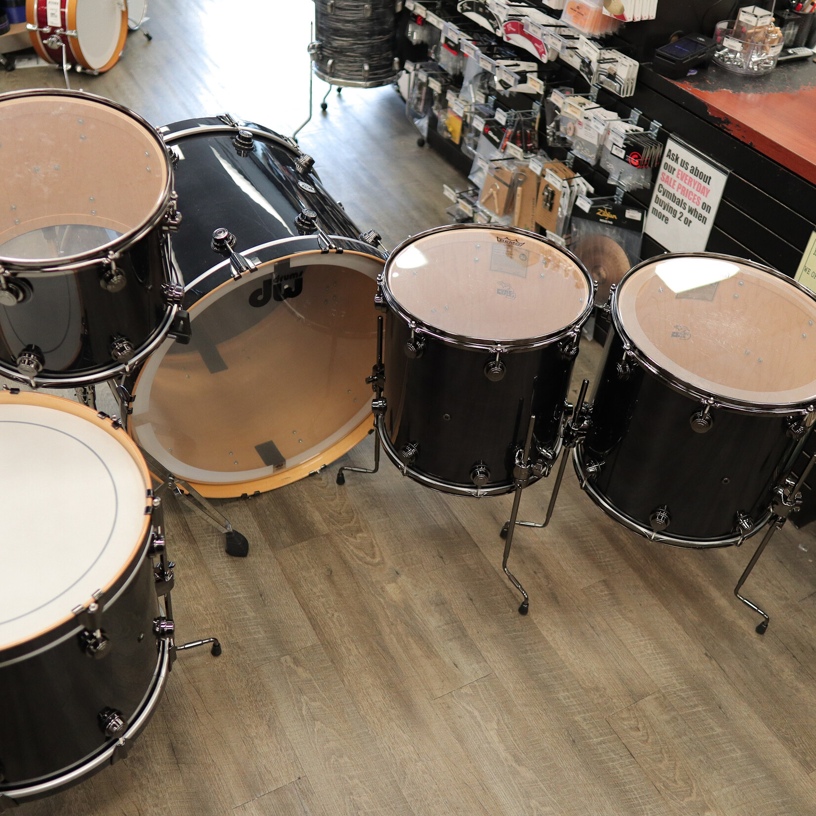 DW Pre-Owned DW Collector's Series Pure Maple 5-PC Shell Pack 15/16/18/20/28 (Ebony Lacquer Stain)