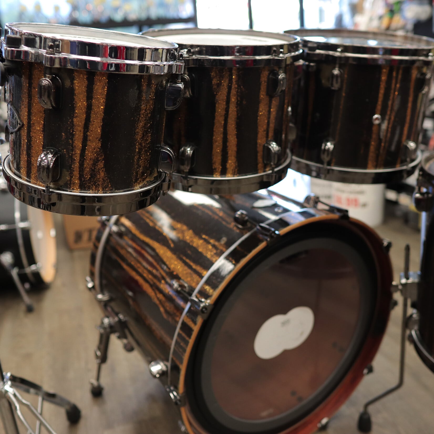 Tama Pre-Owned Tama Starclassic Birch/ Bubinga 5-Piece Shell Pack 8/10/12/16/22 (Yellowed "Black Clouds Silver Linings" Wrap)