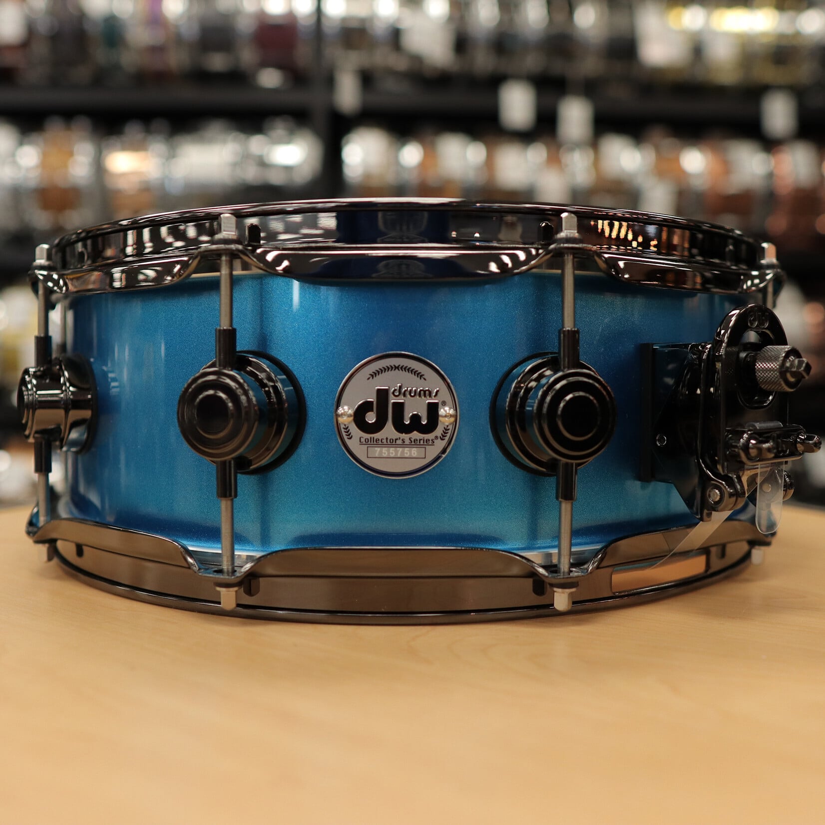 DW DW Collector's Series "SSC" Maple 5x14" Snare Drum (Solid Blue Metallic Lacquer w/ Black Nickel Hardware)