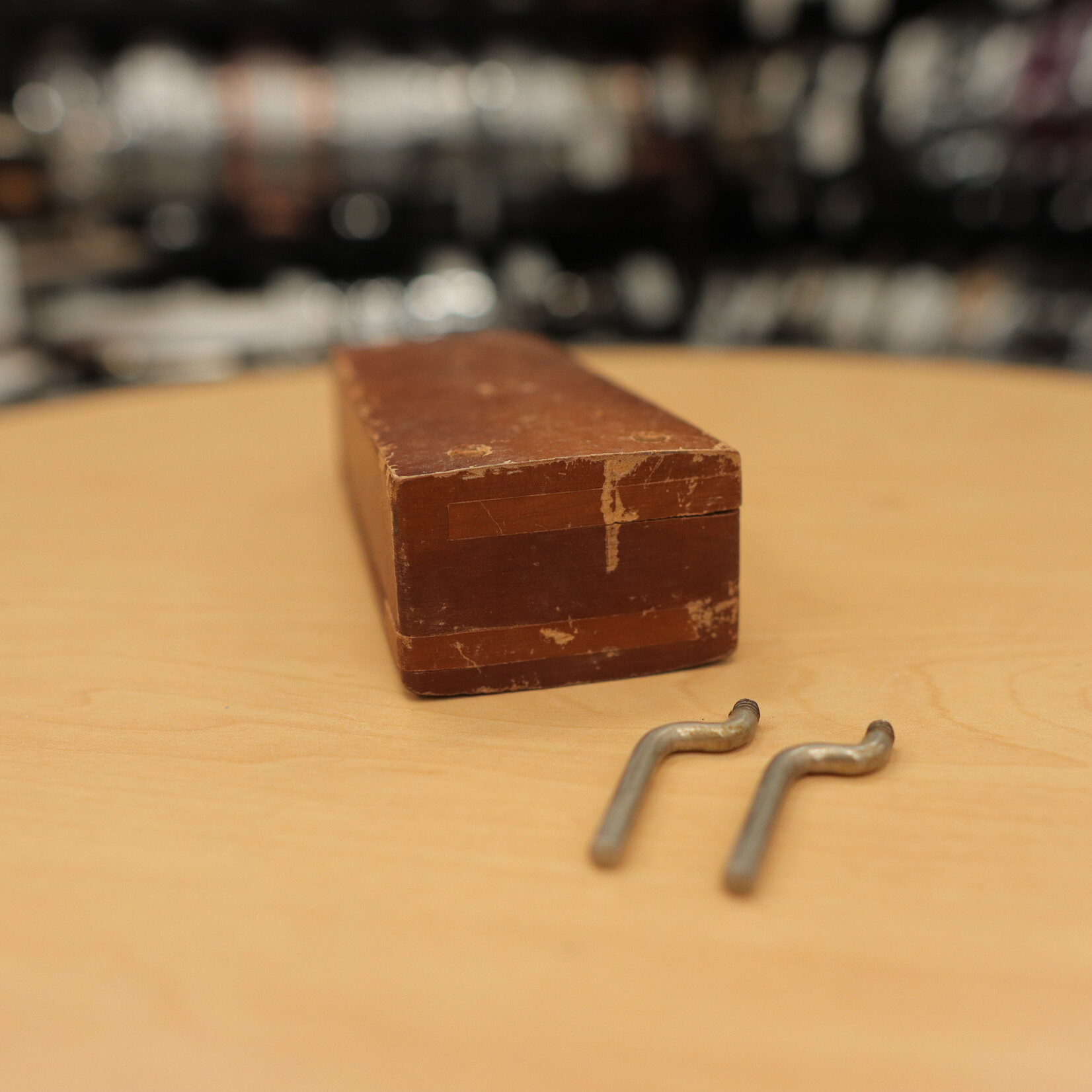 Unknown Vintage Wood Block w/ 2 Pegs