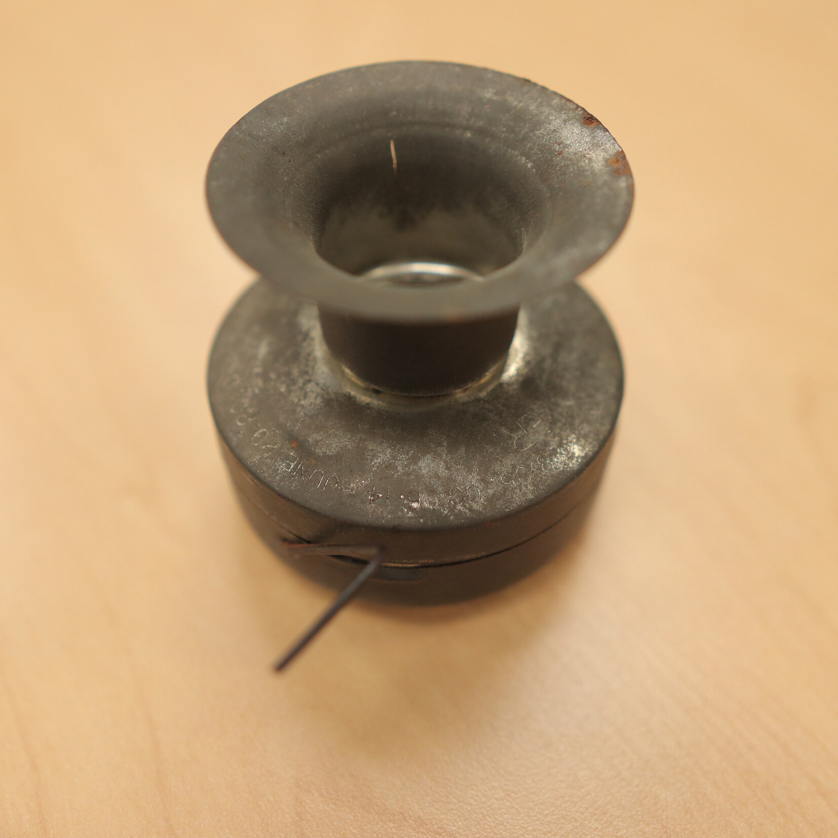 Unknown Vintage Noise Maker/ Sound Effect (Frog Call)