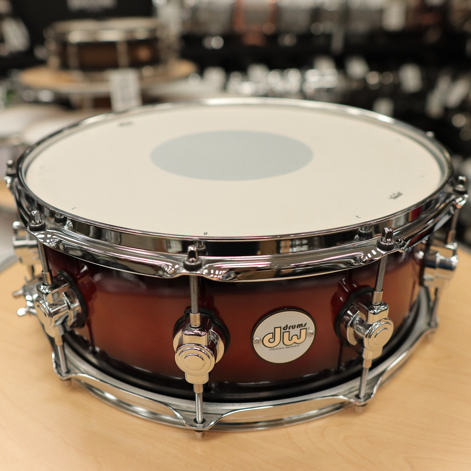 DW Pre-Owned DW Design Series 5.5x14" Snare Drum (Tobacco Burst Gloss Lacquer)