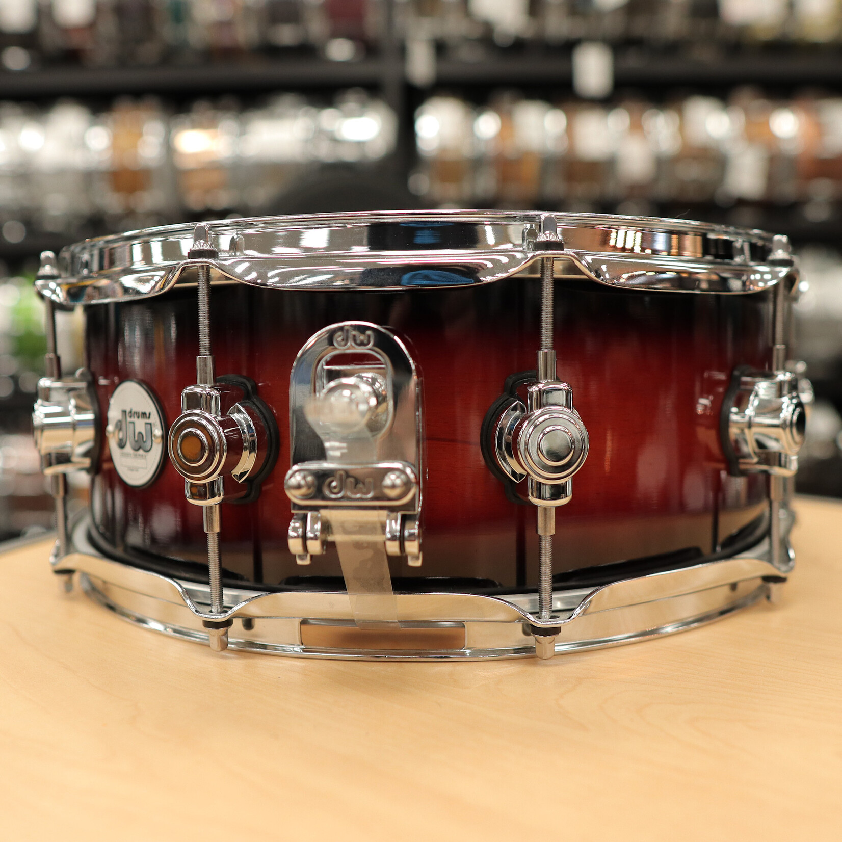 DW Pre-Owned DW Design Series 5.5x14" Snare Drum (Tobacco Burst Gloss Lacquer)
