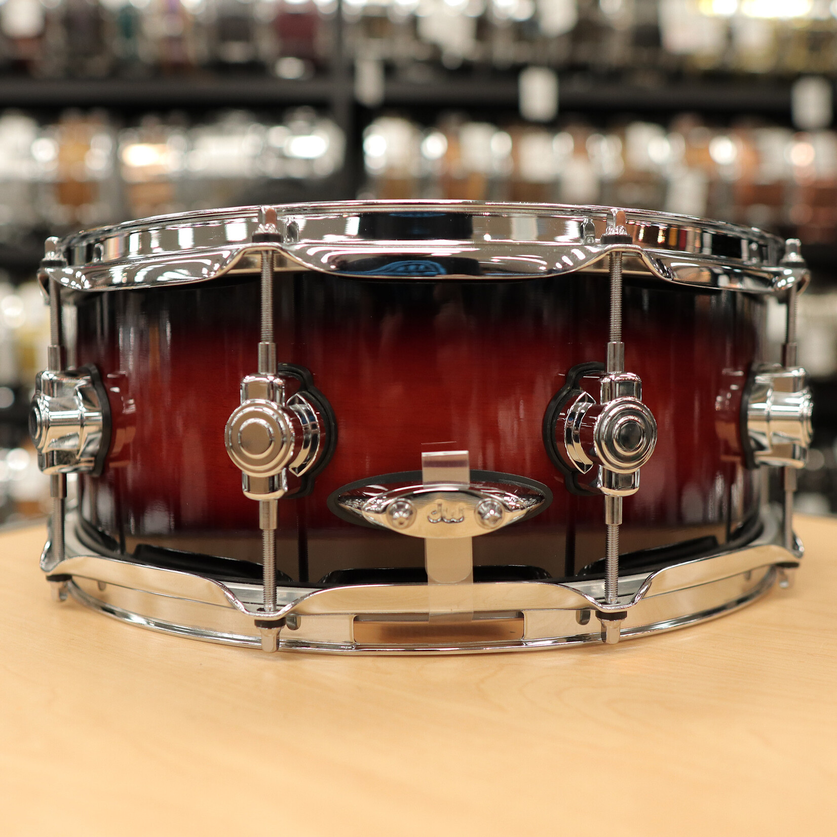 DW Pre-Owned DW Design Series 5.5x14" Snare Drum (Tobacco Burst Gloss Lacquer)