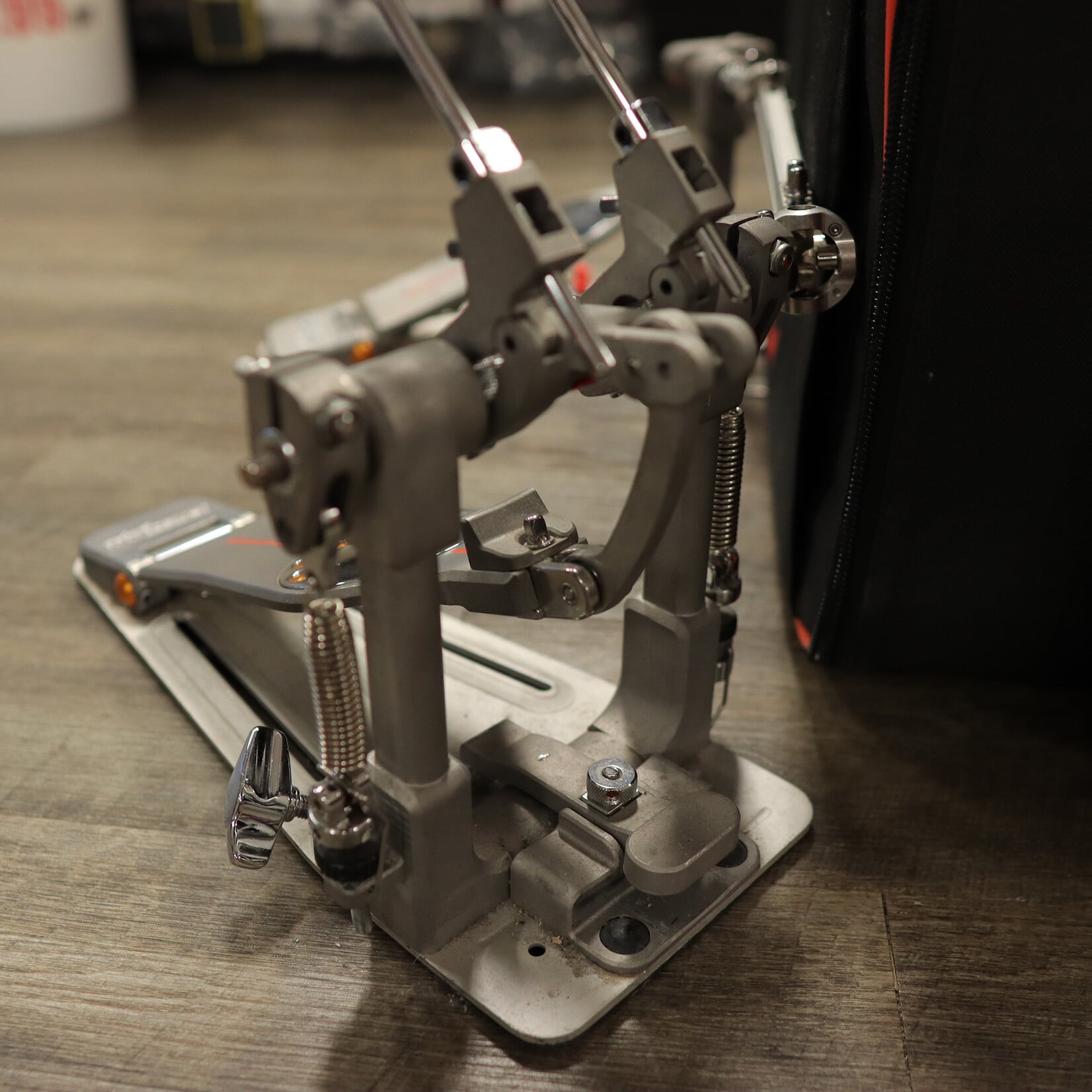 Pearl Pre-Owned Pearl Demon Drive Direct Drive Double Pedal w/ Case
