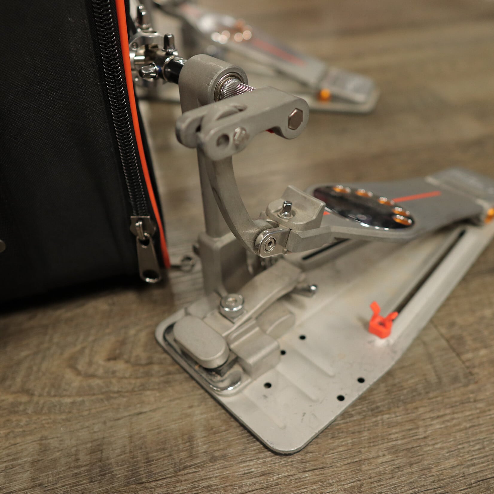 Pearl Pre-Owned Pearl Demon Drive Direct Drive Double Pedal w/ Case