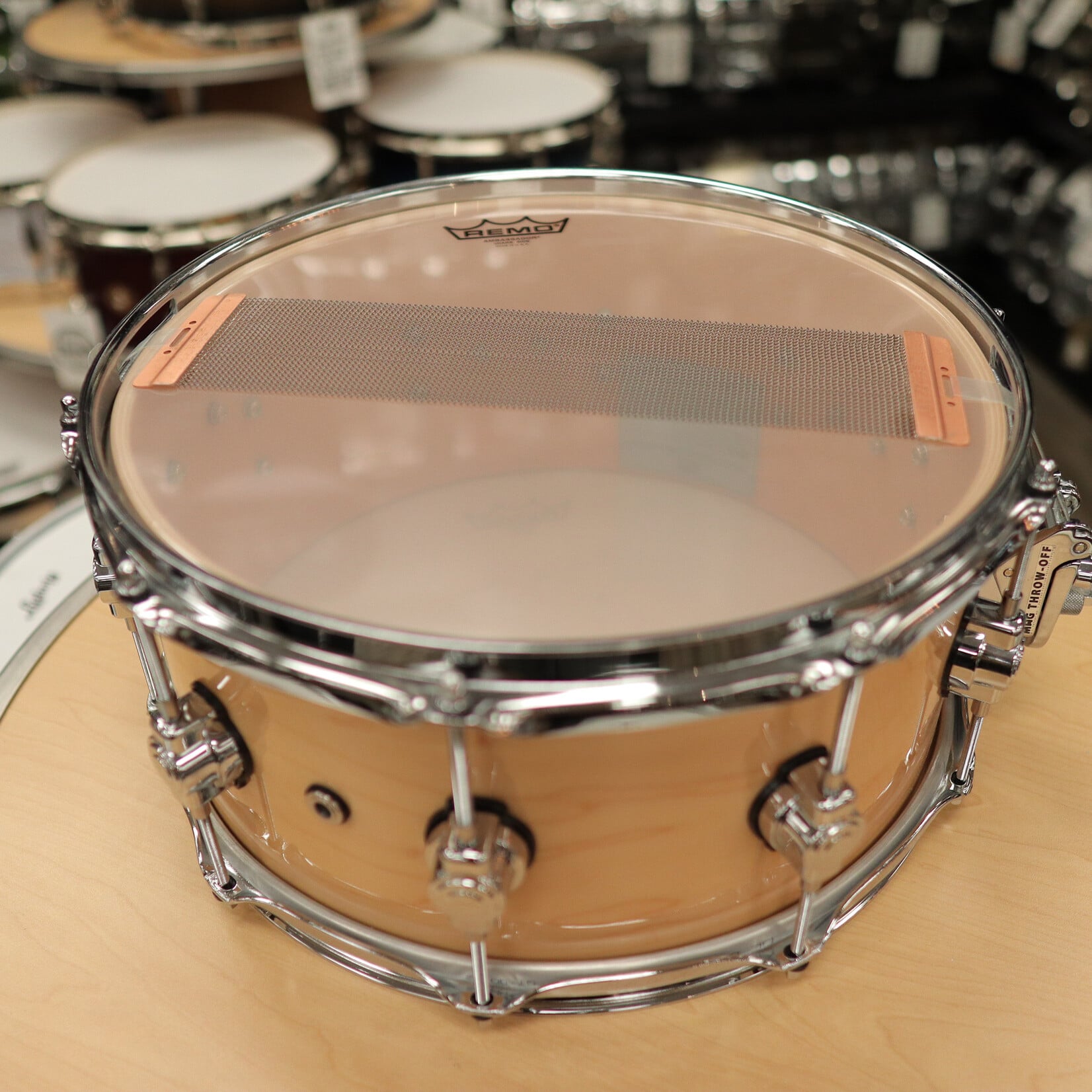 DW Pre-Owned DW Performance Series 6.5x14" Maple Snare Drum (Natural Gloss Lacquer) DPLHM6514SCX300
