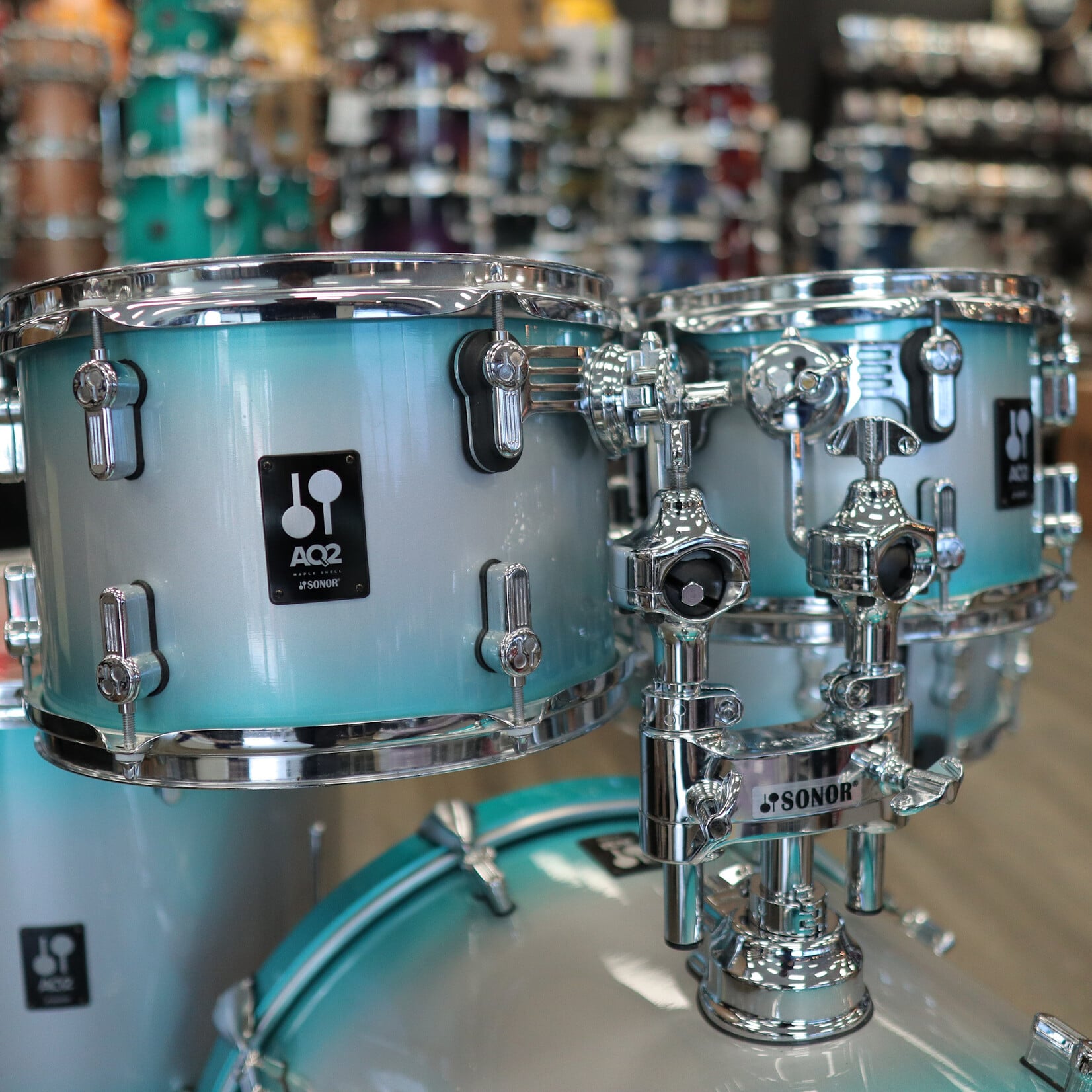 Sonor Pre-Owned Sonor AQ2 5-Piece Shell Pack 10/12/16/22/14sn (Aqua Silver Burst)