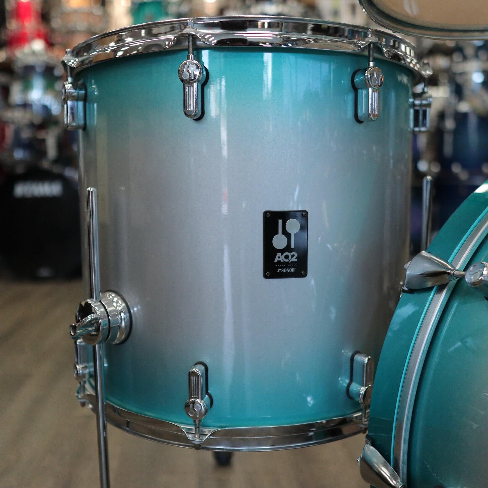 Sonor Pre-Owned Sonor AQ2 5-Piece Shell Pack 10/12/16/22/14sn (Aqua Silver Burst)