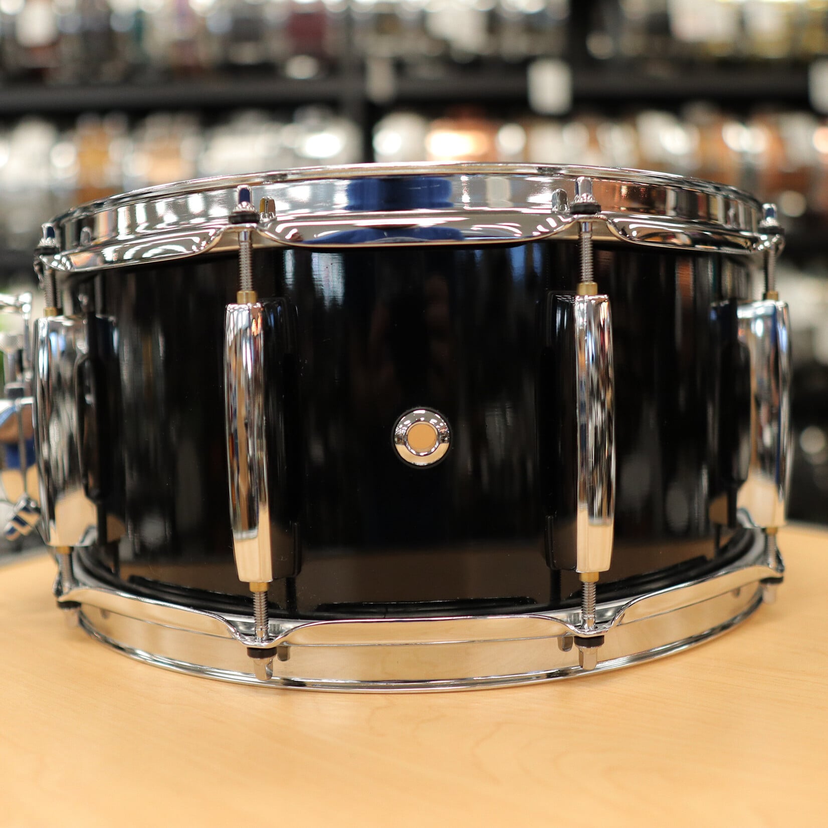 Pearl Pre-Owned Pearl Session Studio Classic 6.5x14" Snare Drum (Piano Black)
