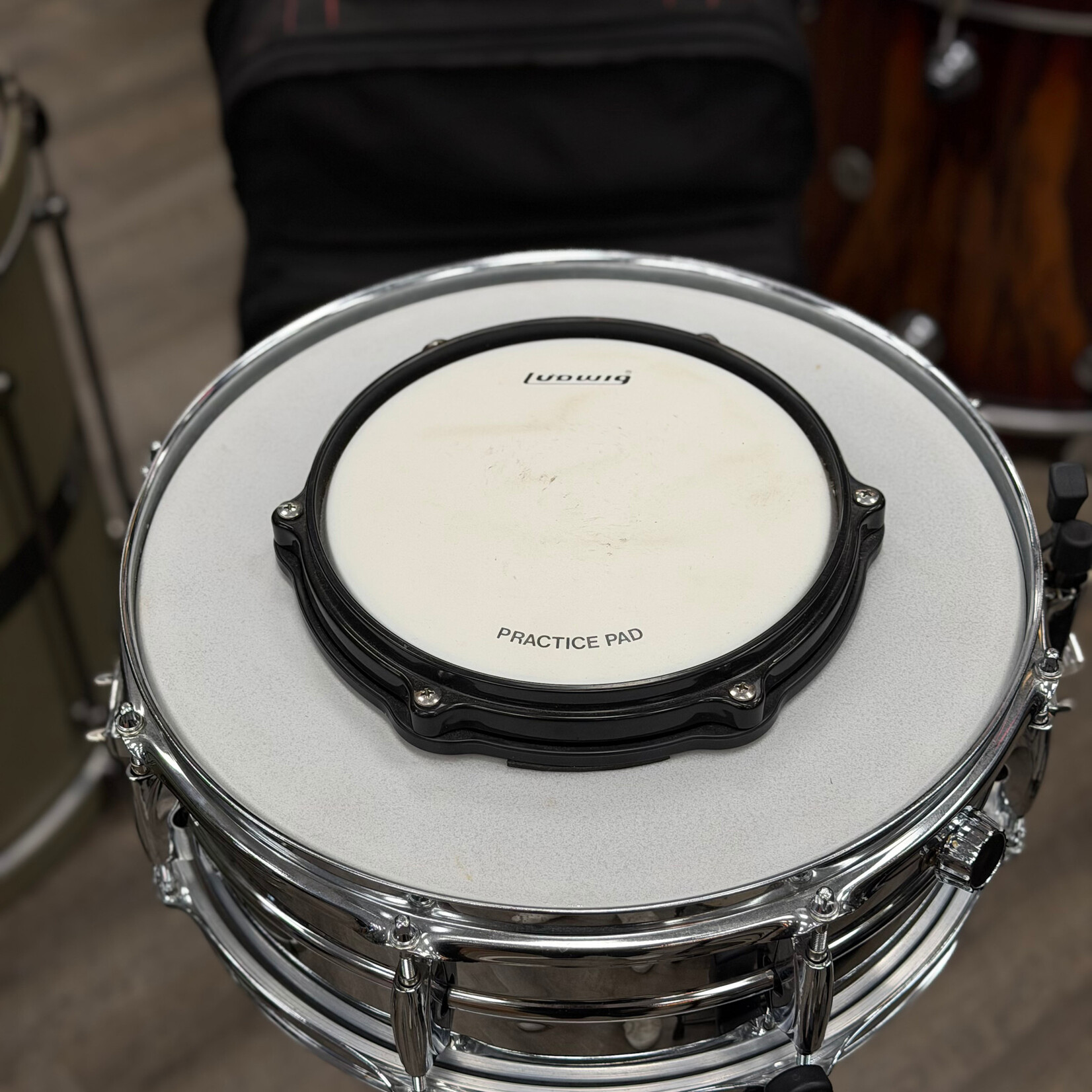 Ludwig Used Ludwig Student Model Snare Kit w/ Stand, Mute, And Practice Pad