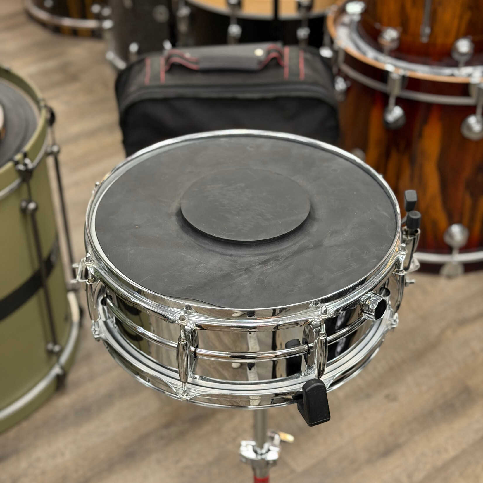 Ludwig Used Ludwig Student Model Snare Kit w/ Stand, Mute, And Practice Pad