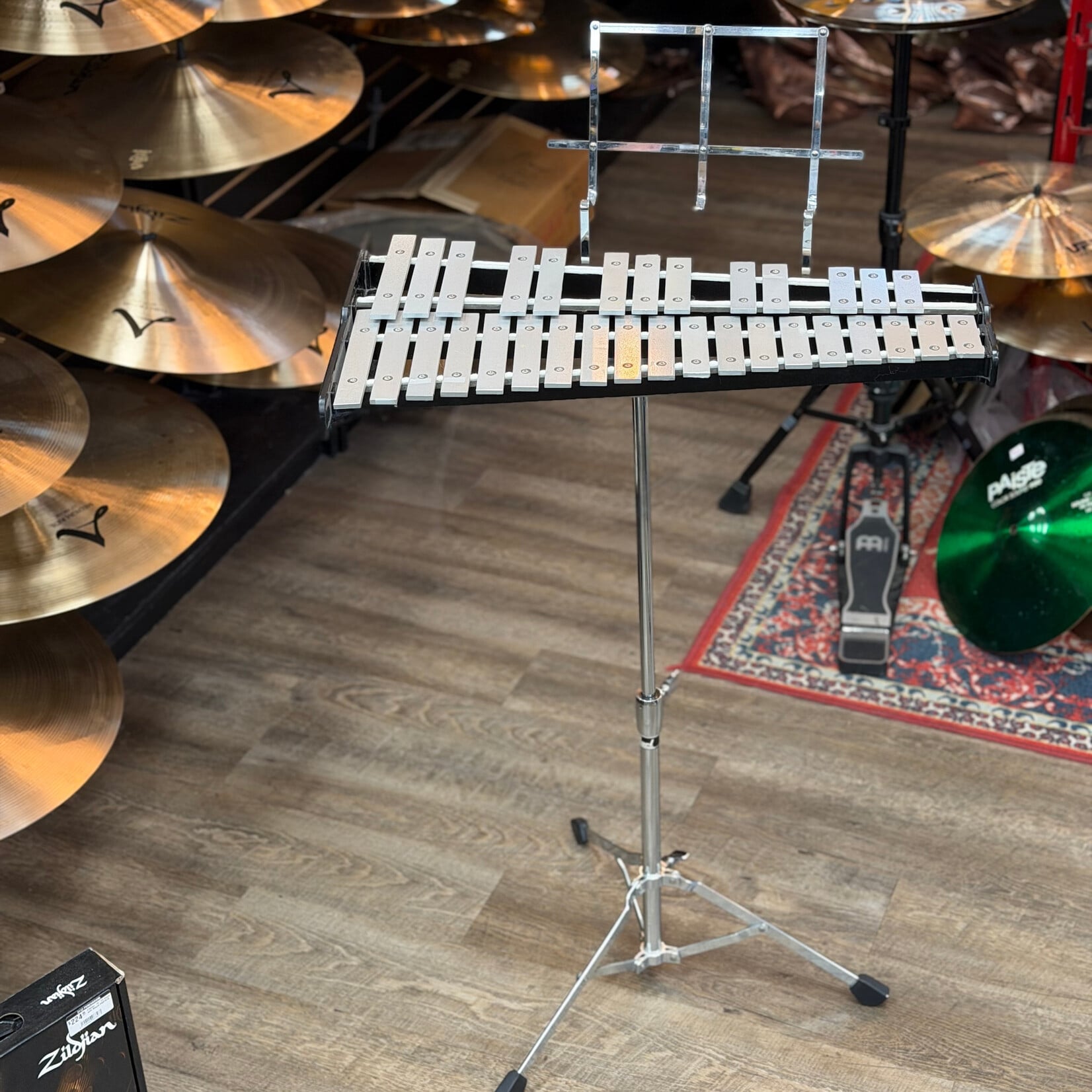 Pearl Used Pearl Student Bell Kit w/Snare And Accessories
