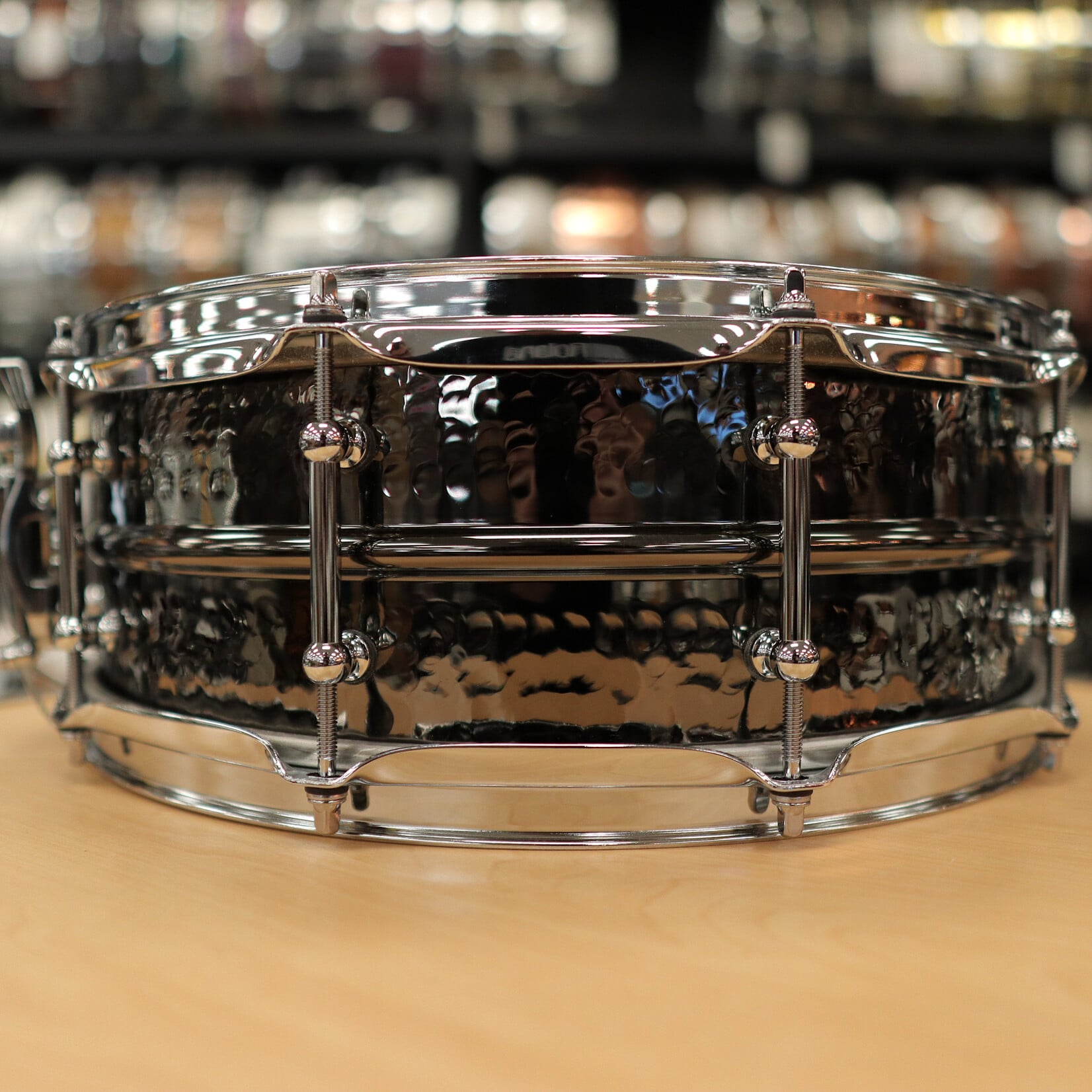 Ludwig Ludwig 5x14" Hammered Black Beauty Snare Drum with Tube Lugs (B-Stock) LB416KTB