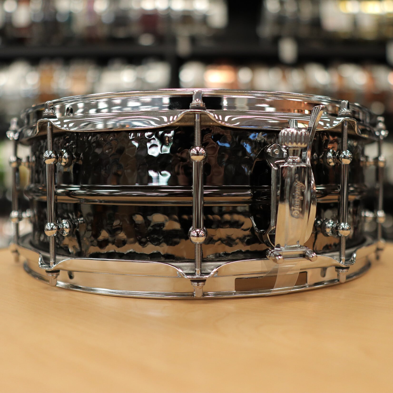 Ludwig Ludwig 5x14" Hammered Black Beauty Snare Drum with Tube Lugs (B-Stock) LB416KTB