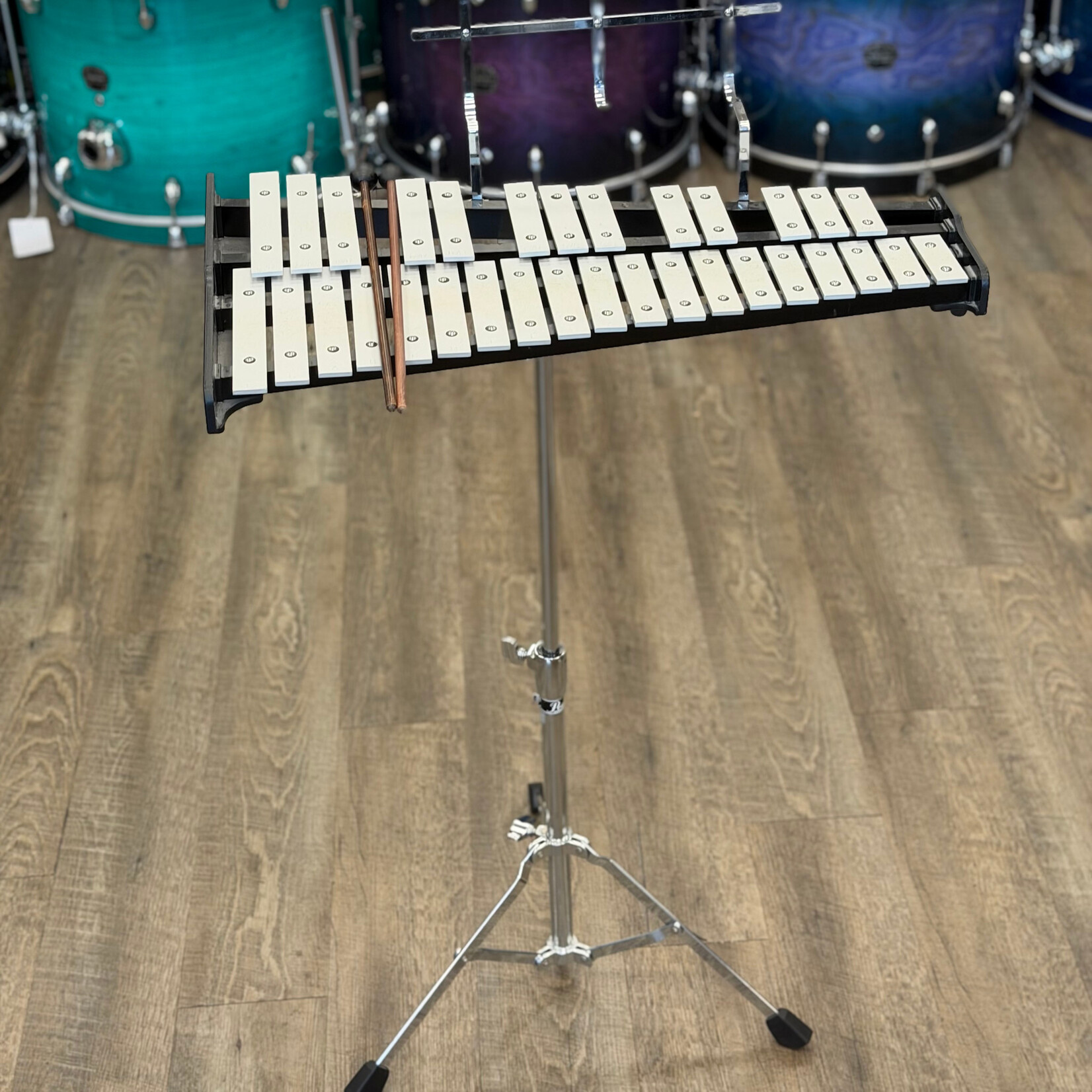 Pearl Used Pearl Educational Snare & Bell Kit w/Rolling Cart and Practice Pad PL910C