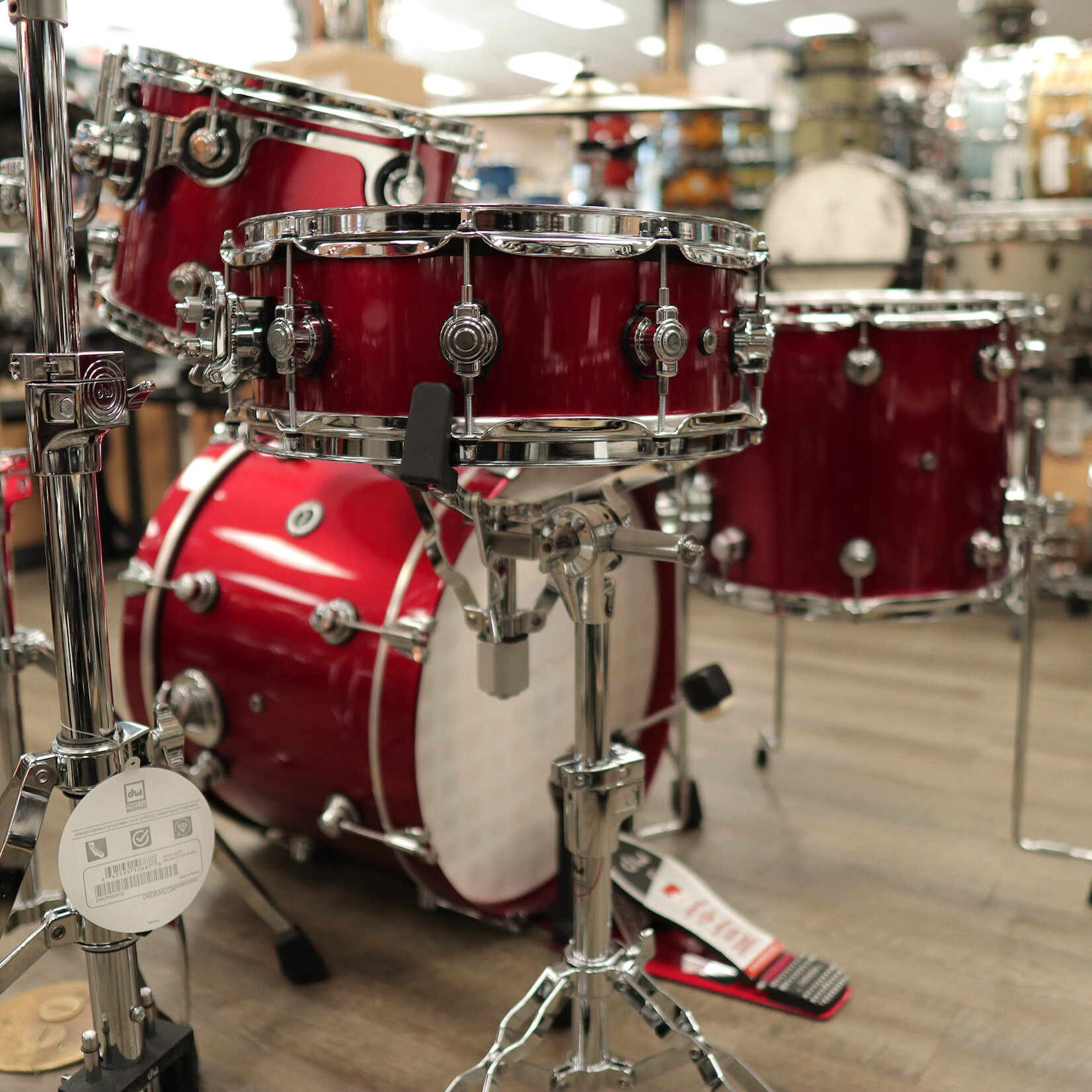 DW Demo DWe 4-PC Kit Bundle 20/12/14/14sn w/ 3 Cymbal Pack and Hardware Pack (Black Cherry Metallic Lacquer)