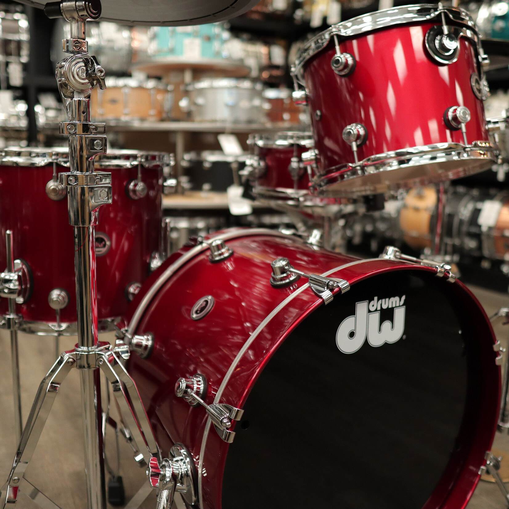DW Demo DWe 4-PC Kit Bundle 20/12/14/14sn w/ 3 Cymbal Pack and Hardware Pack (Black Cherry Metallic Lacquer)
