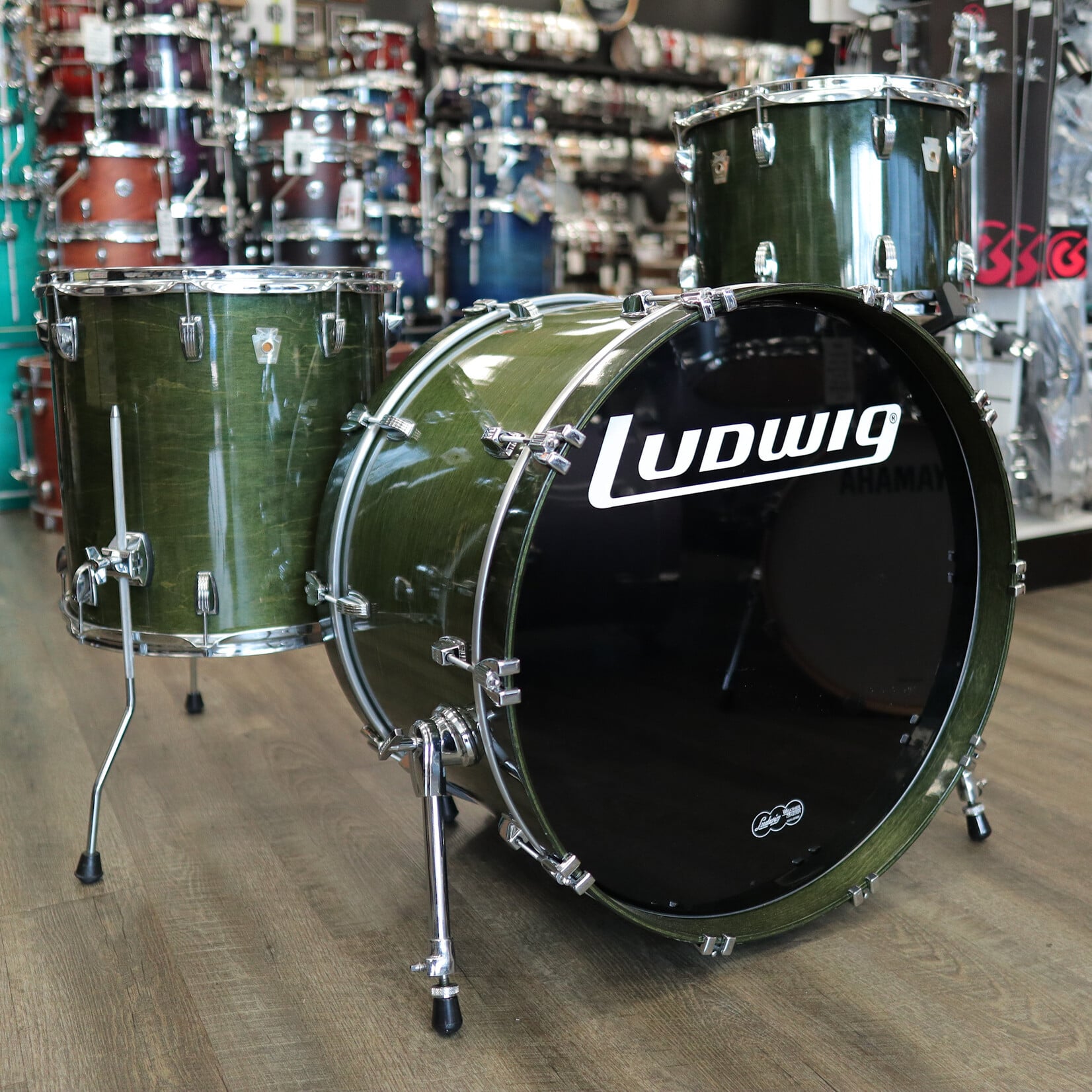 Ludwig Pre-Owned Ludwig Classic Maple 3-PC Shell Pack 14/16/24 (Green Lacquer)