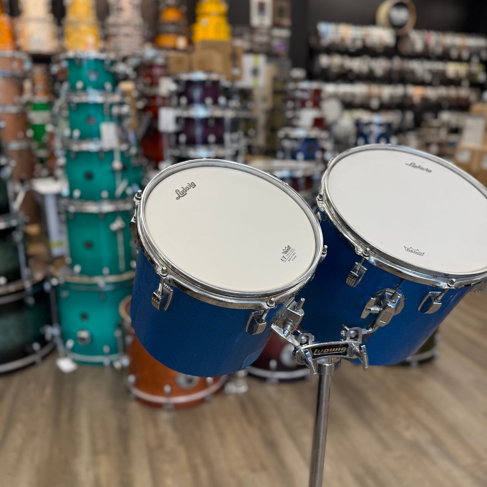 Ludwig Vintage 70s Ludwig Concert Toms w/Stand 10",12"(Blue Sparkle)