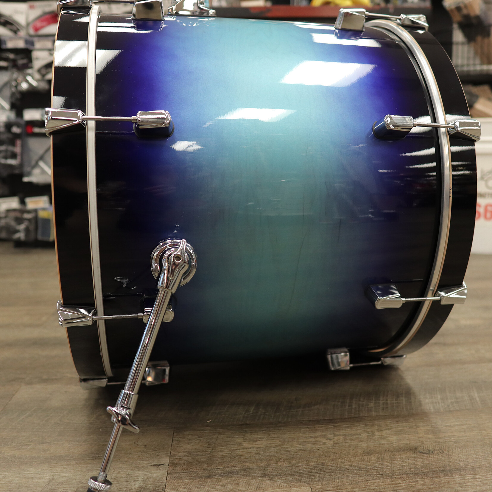 Pearl Pre-Owned Pearl Decade Maple 18x22" Bass Drum (Faded Glory)