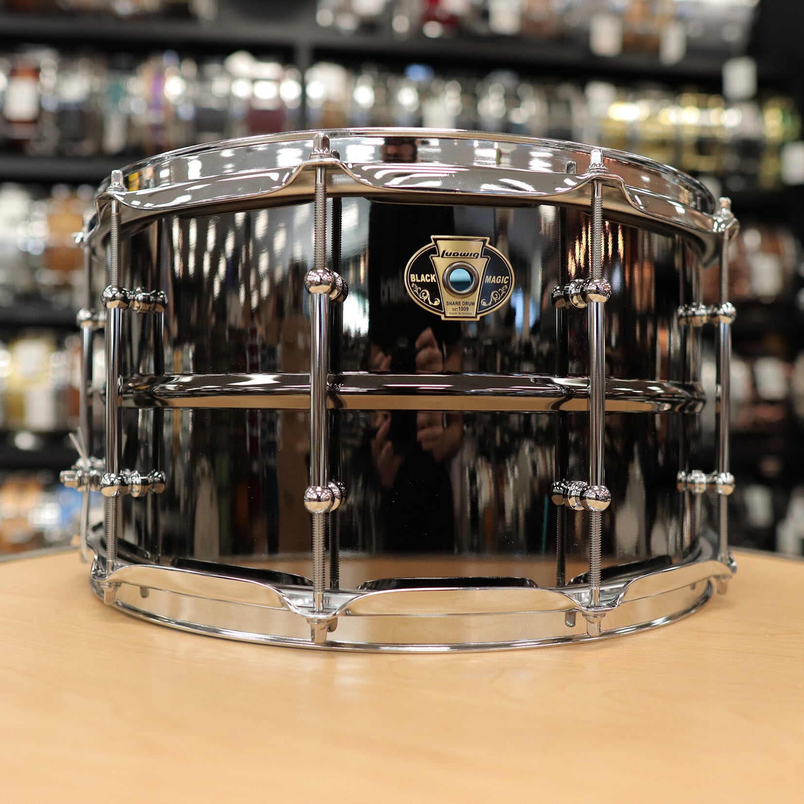 Ludwig Pre-Owned Ludwig 8x14" Black Magic Snare Drum