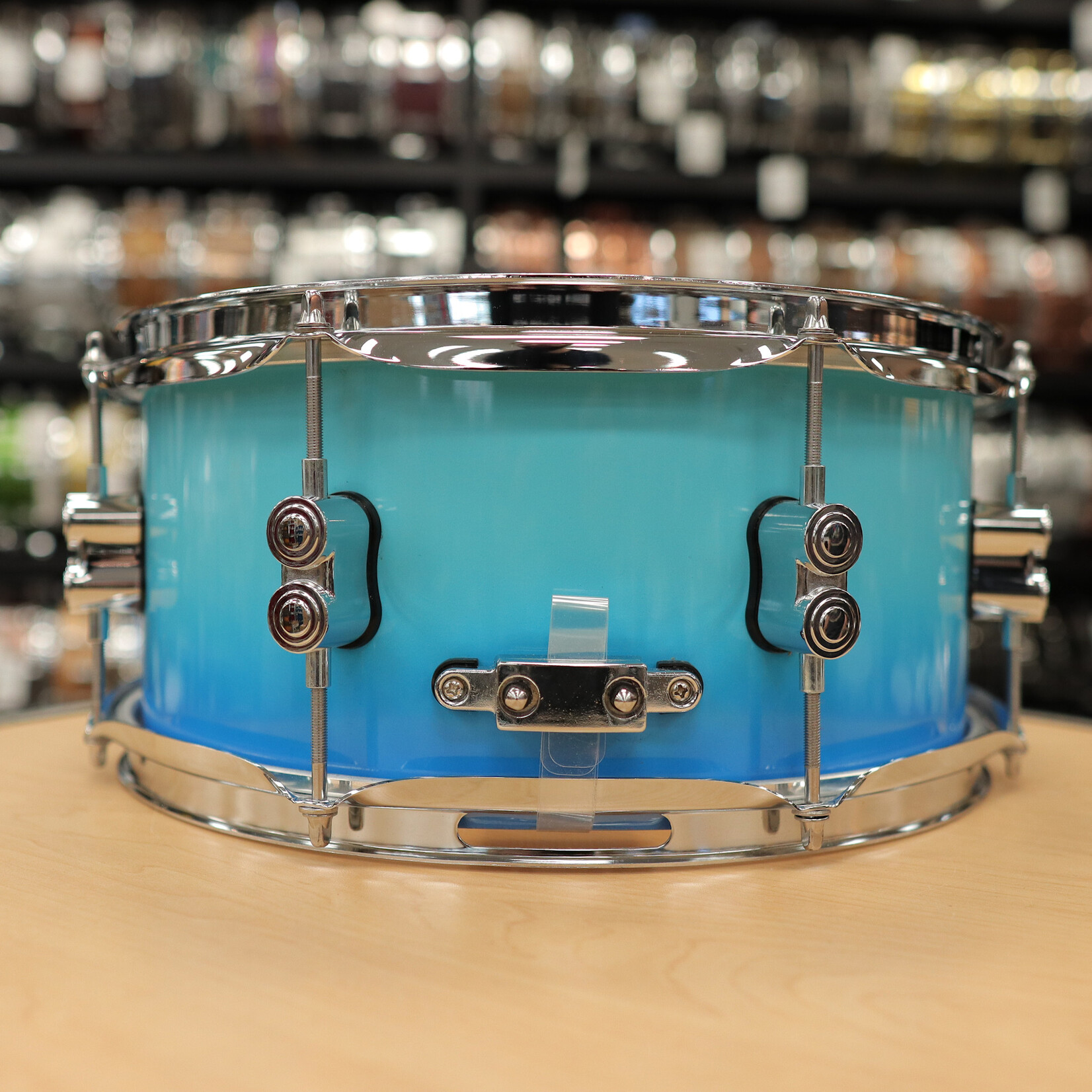 PDP B-Stock PDP Daru Jones 6x13" New Yorker Snare Drum (Blue Fade)