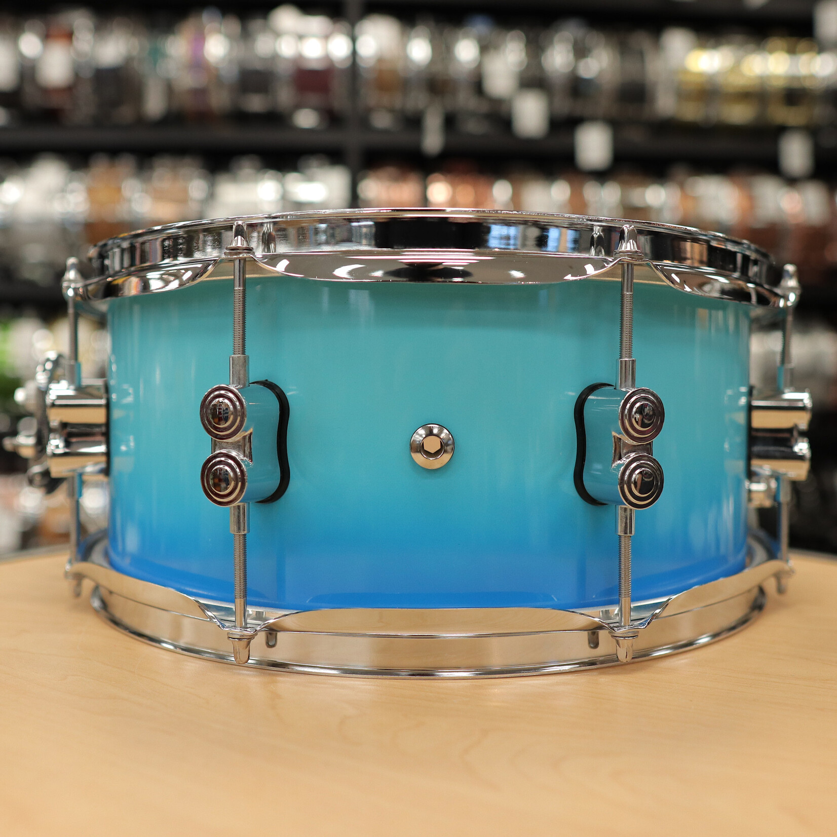 PDP B-Stock PDP Daru Jones 6x13" New Yorker Snare Drum (Blue Fade)